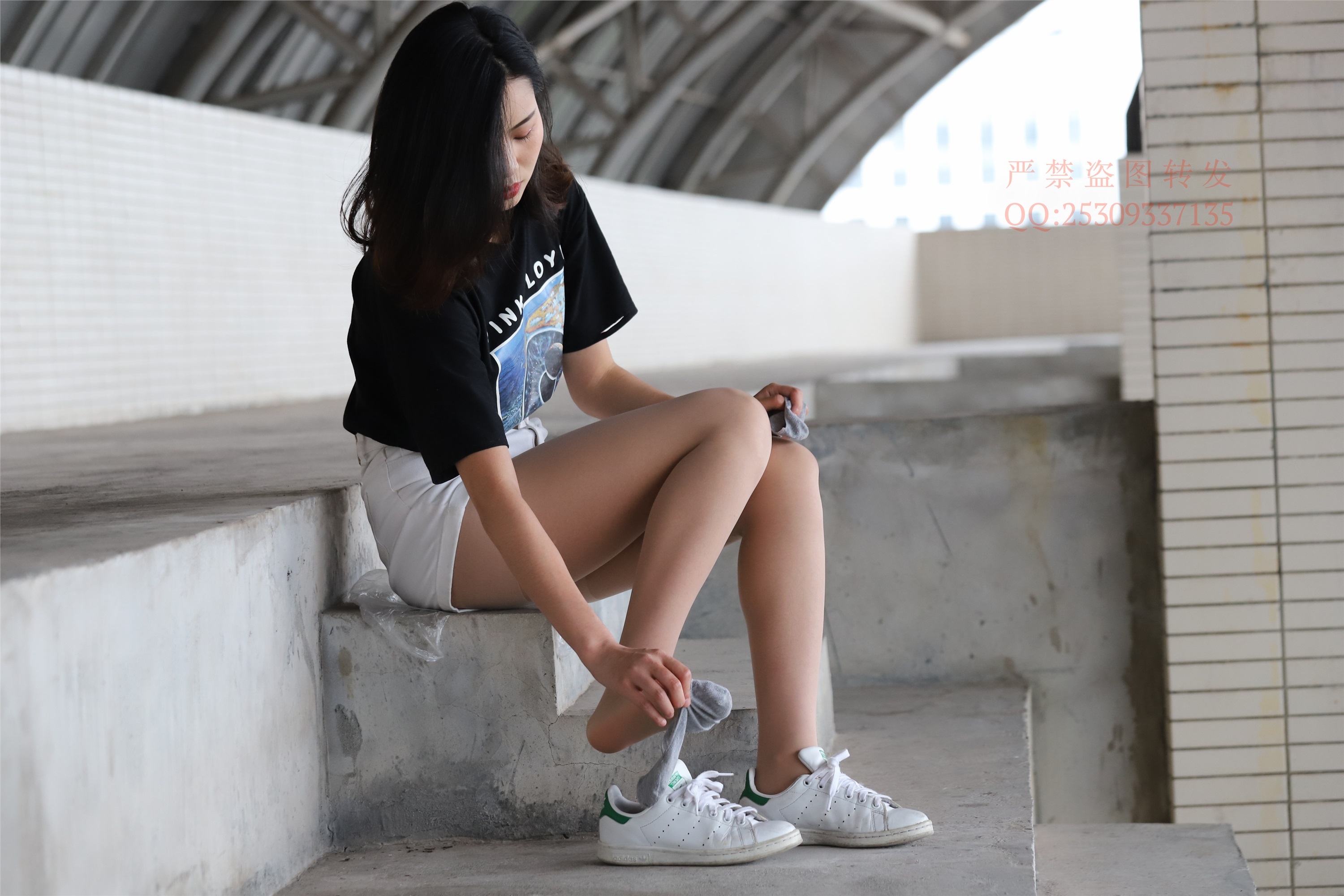 大西瓜套图 2018 7.8月活动模特二贝壳头户外肉si船袜2