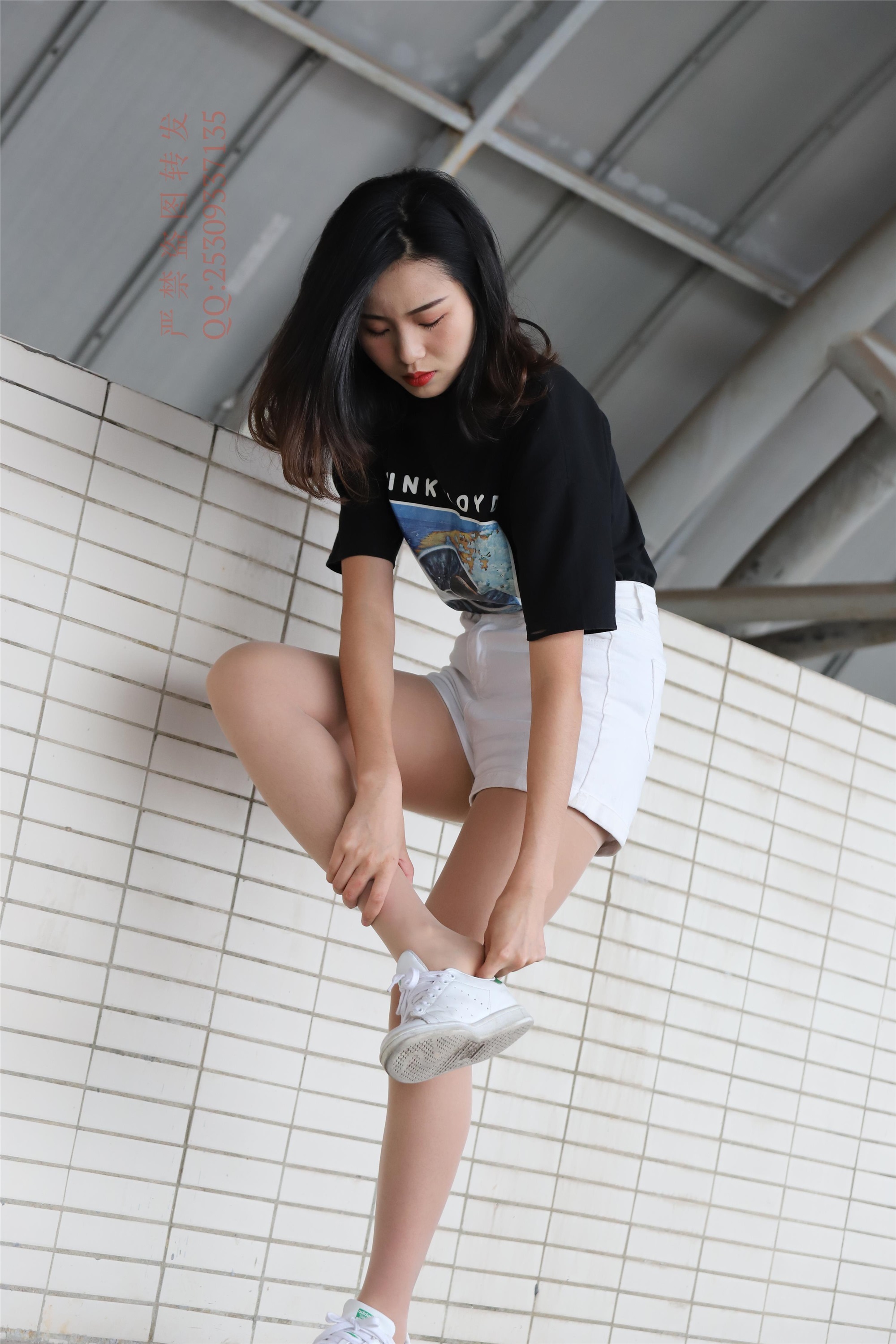 大西瓜套图 2018 7.8月活动模特二贝壳头户外肉si船袜2