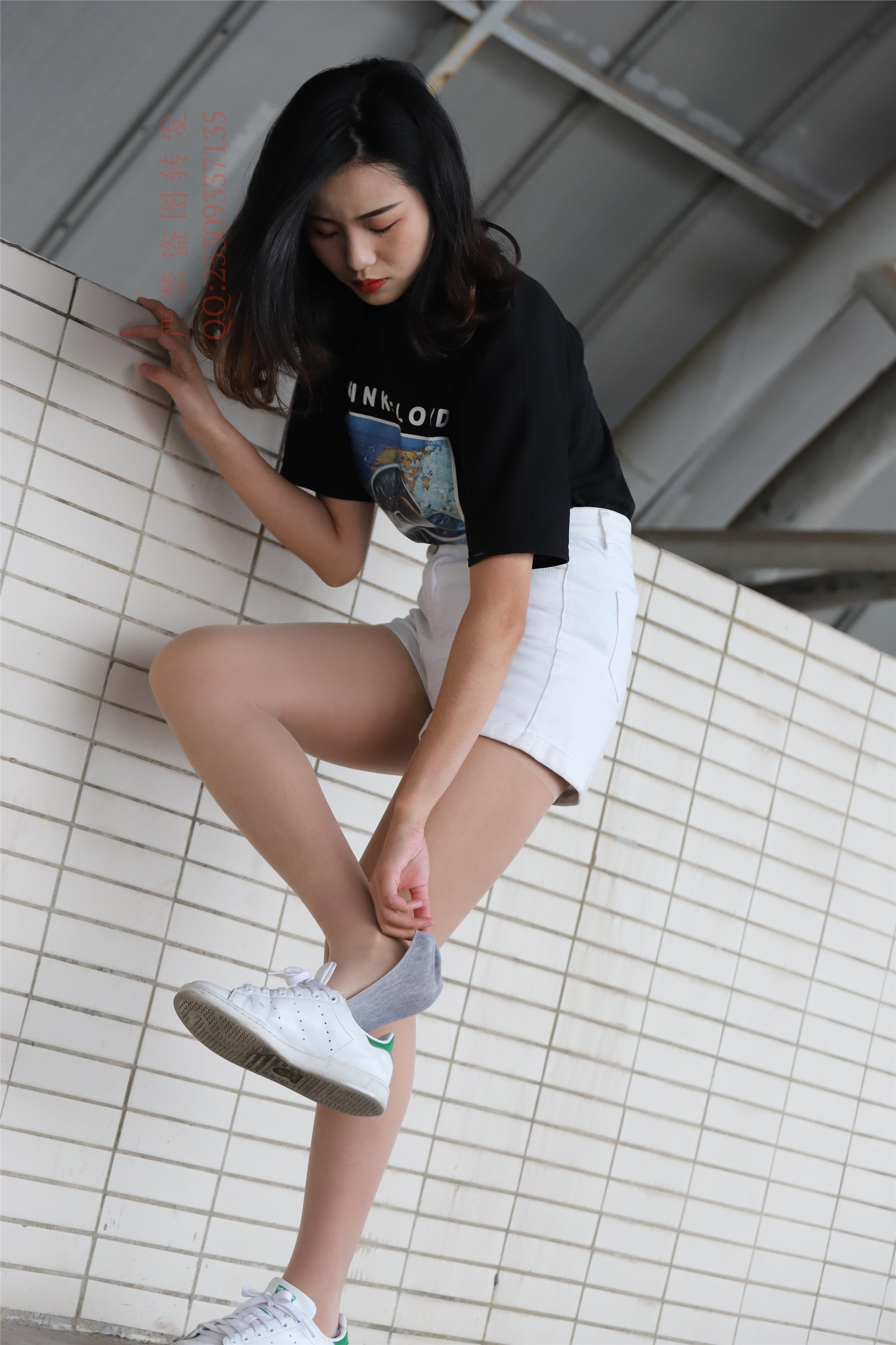 大西瓜套图 2018 7.8月活动模特二贝壳头户外肉si船袜2