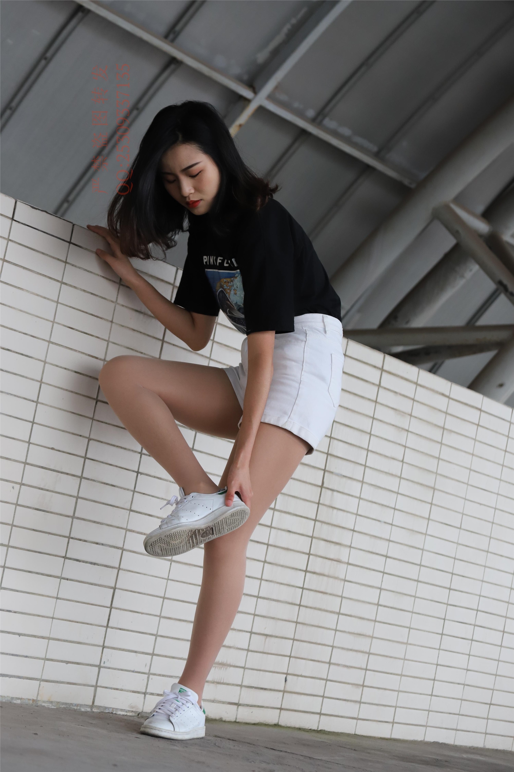 大西瓜套图 2018 7.8月活动模特二贝壳头户外肉si船袜2