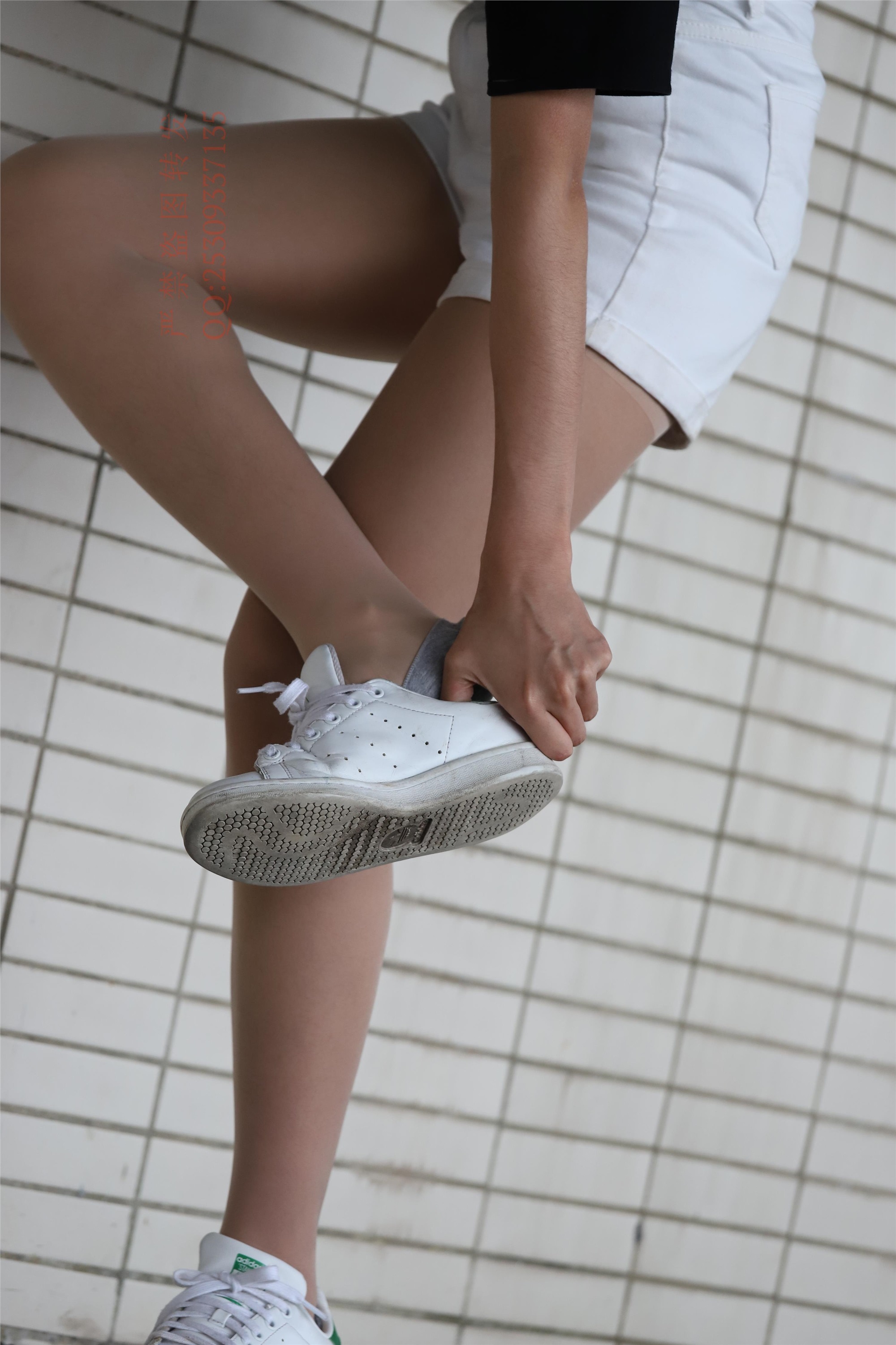 大西瓜套图 2018 7.8月活动模特二贝壳头户外肉si船袜2