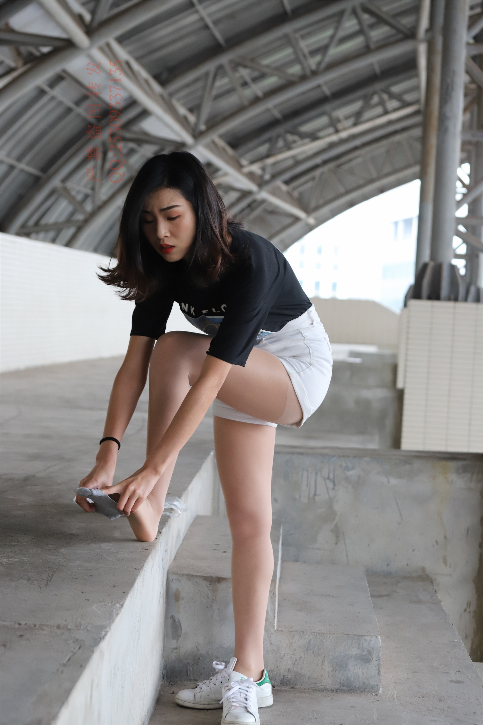 大西瓜套图 2018 7.8月活动模特二贝壳头户外肉si船袜2