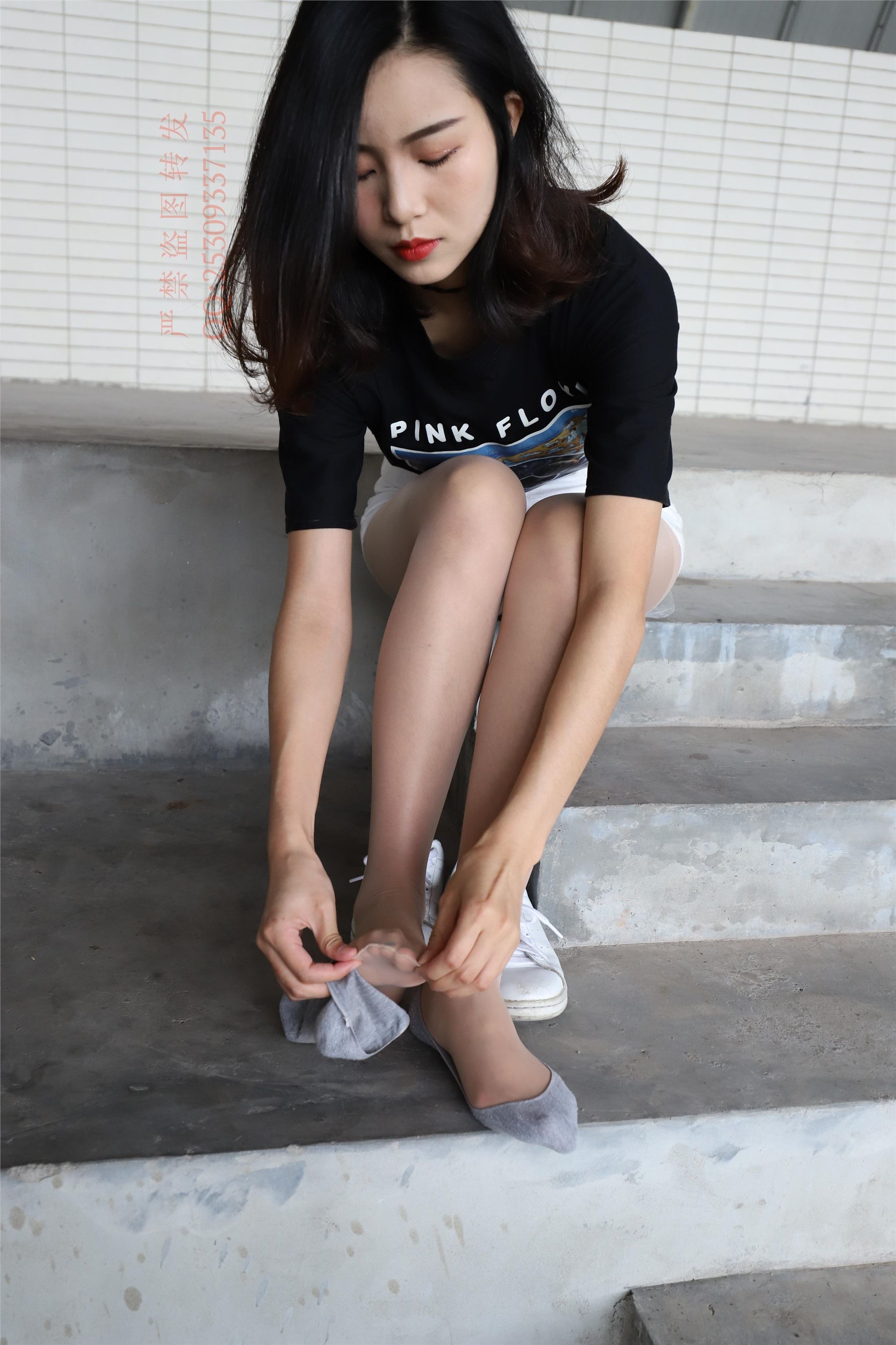 大西瓜套图 2018 7.8月活动模特二贝壳头户外肉si船袜5