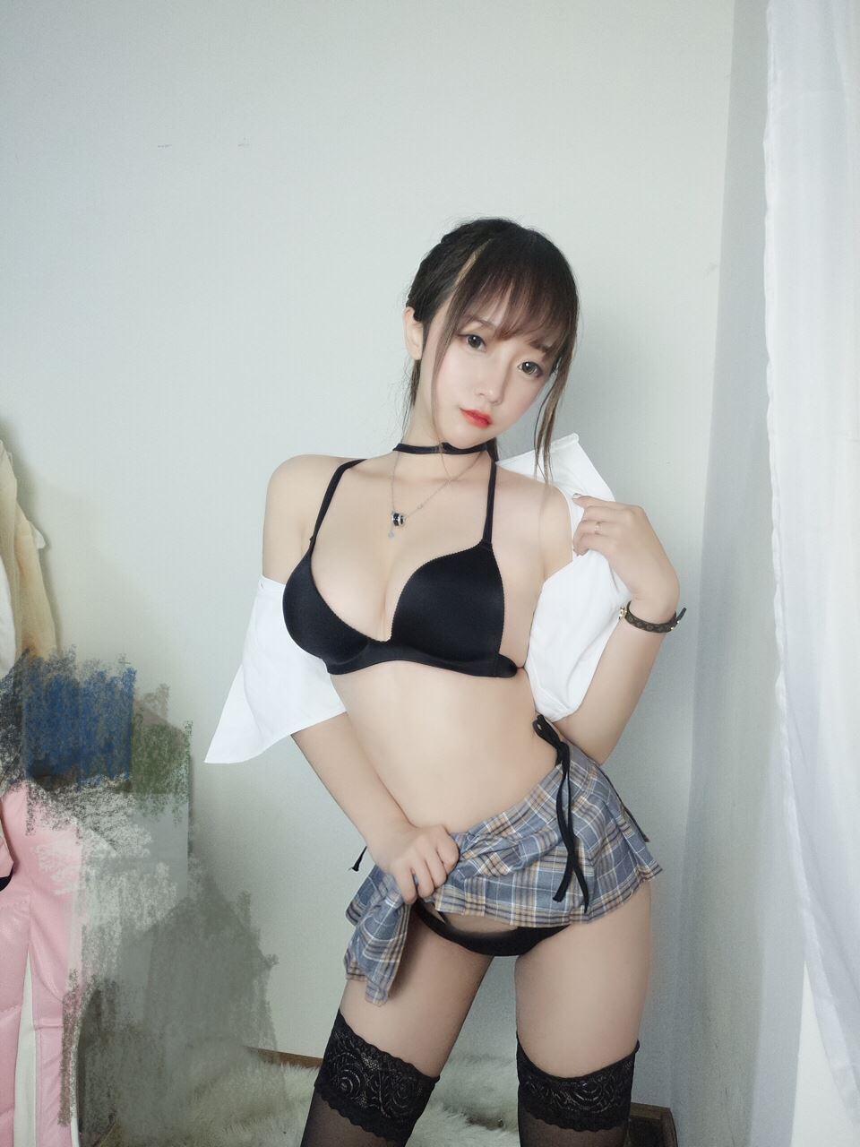 过期米线线喵 直播间齐b