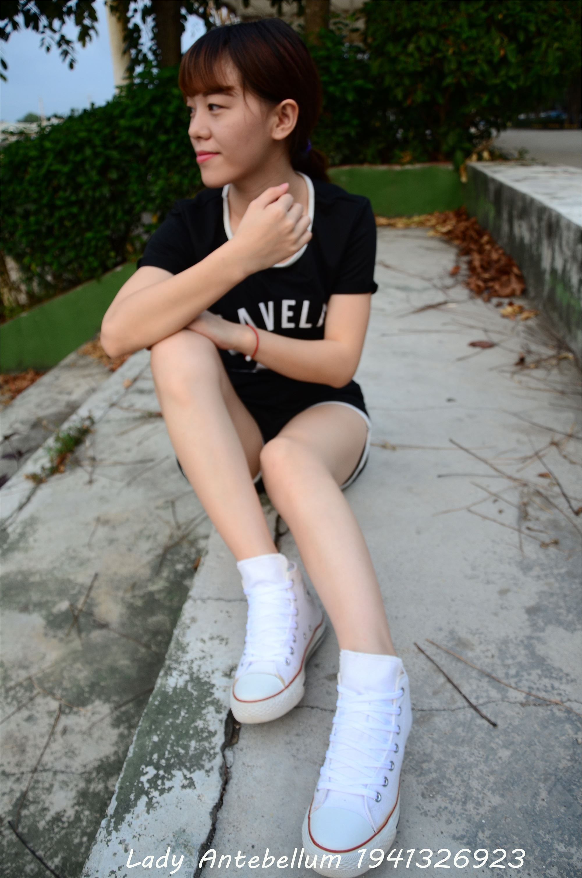 战前女神  恋足美腿棉袜女神级摄影套图 089