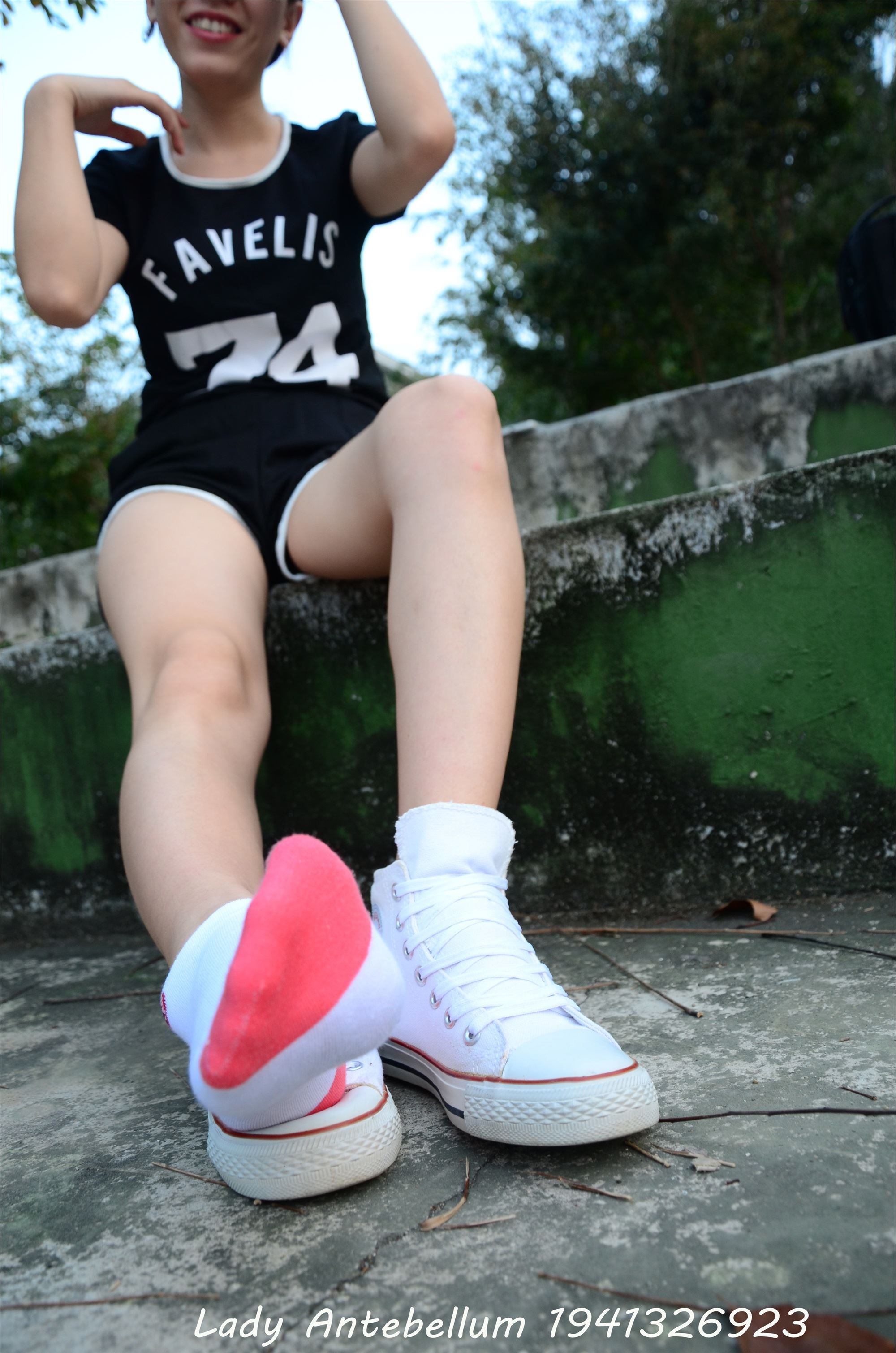 战前女神  恋足美腿棉袜女神级摄影套图 089