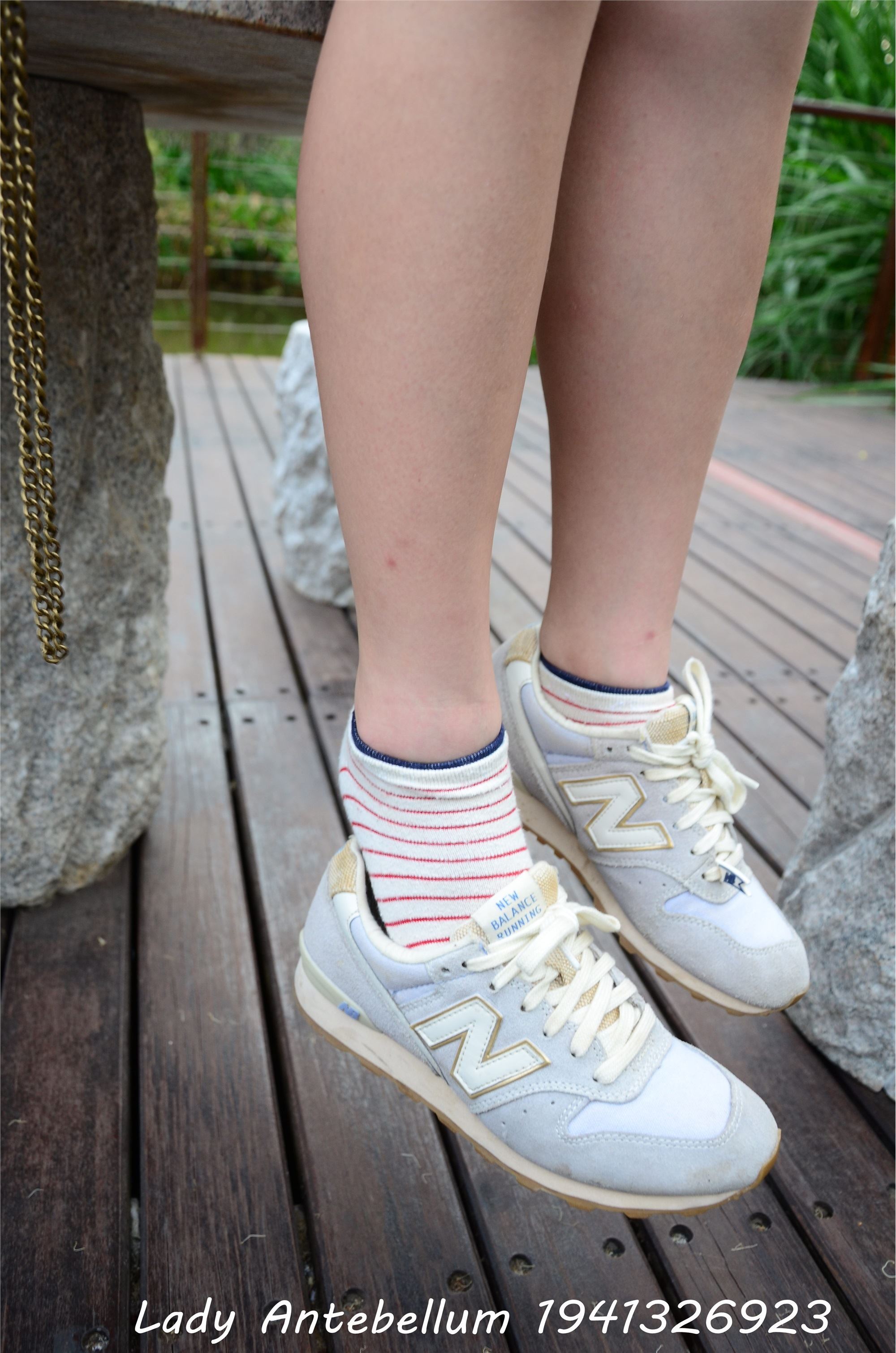 战前女神  恋足美腿棉袜女神级摄影套图 090