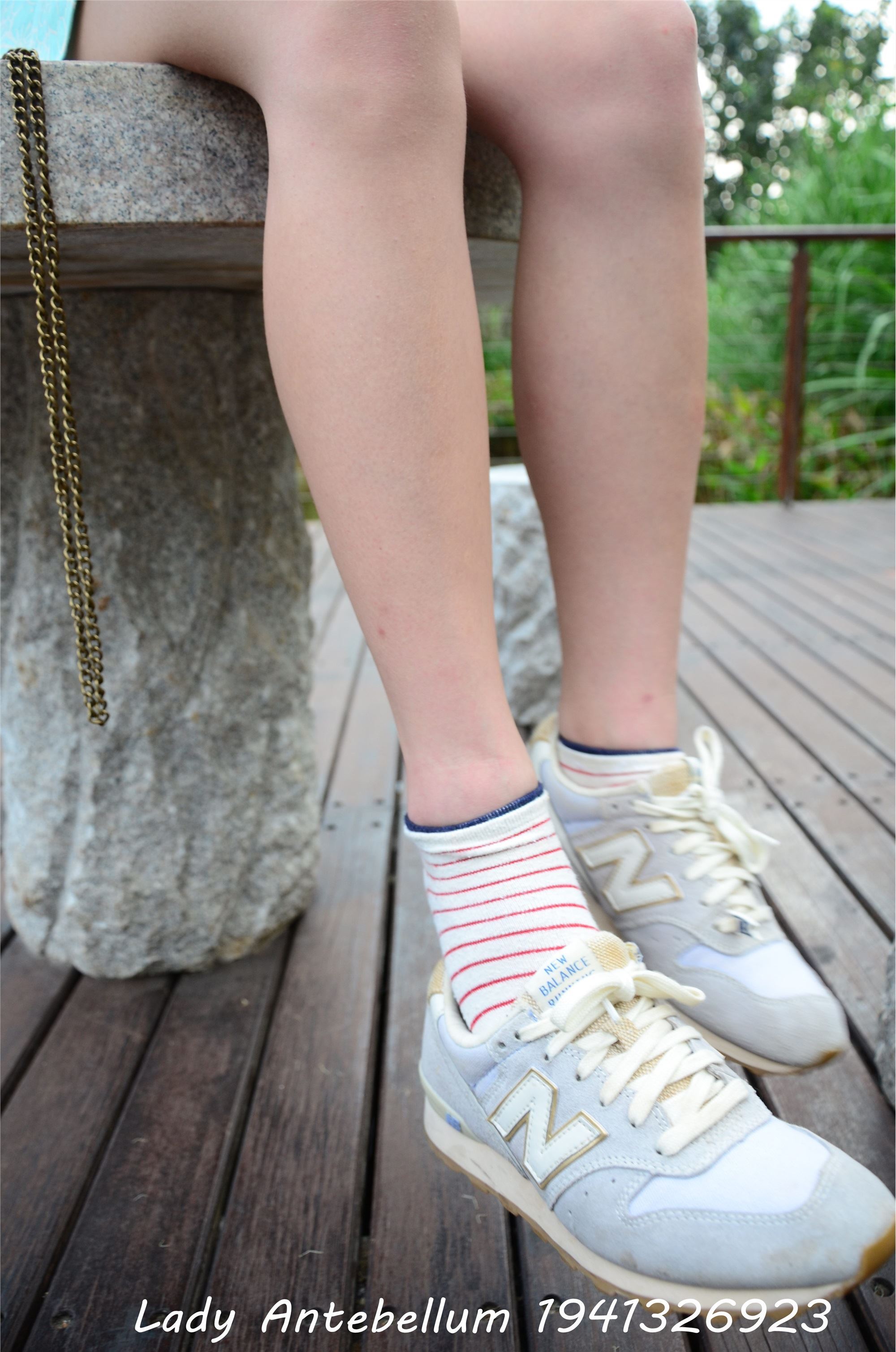 战前女神  恋足美腿棉袜女神级摄影套图 090