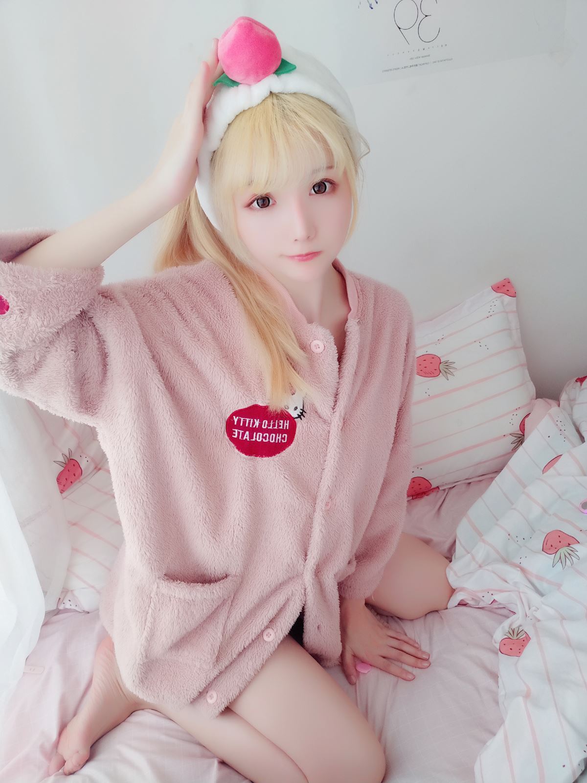 星之迟迟美女图片 VOL.1 粉红泡泡包 PINK兔女郎 桃味KITTY 穹和服