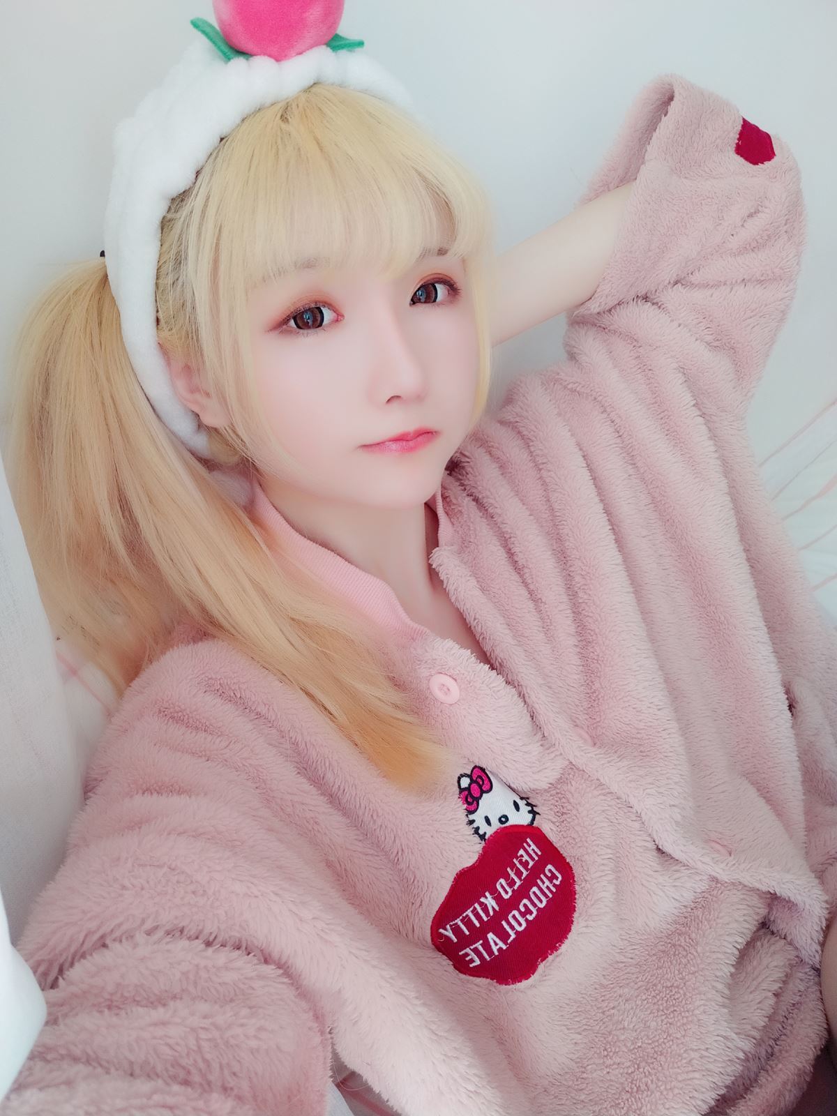 星之迟迟美女图片 VOL.1 粉红泡泡包 PINK兔女郎 桃味KITTY 穹和服