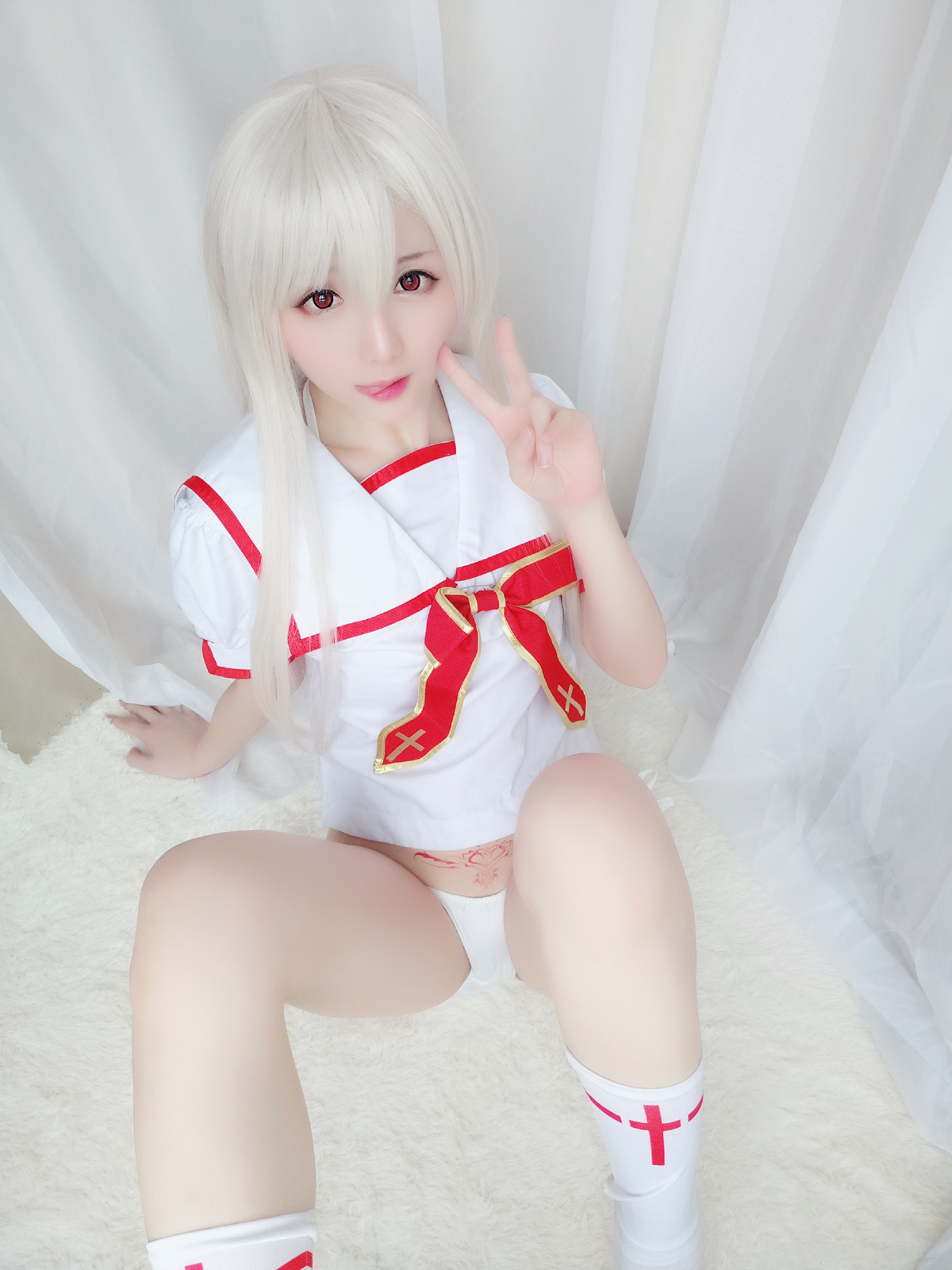 星之迟迟美女图片 VOL.3 伊莉雅同人包