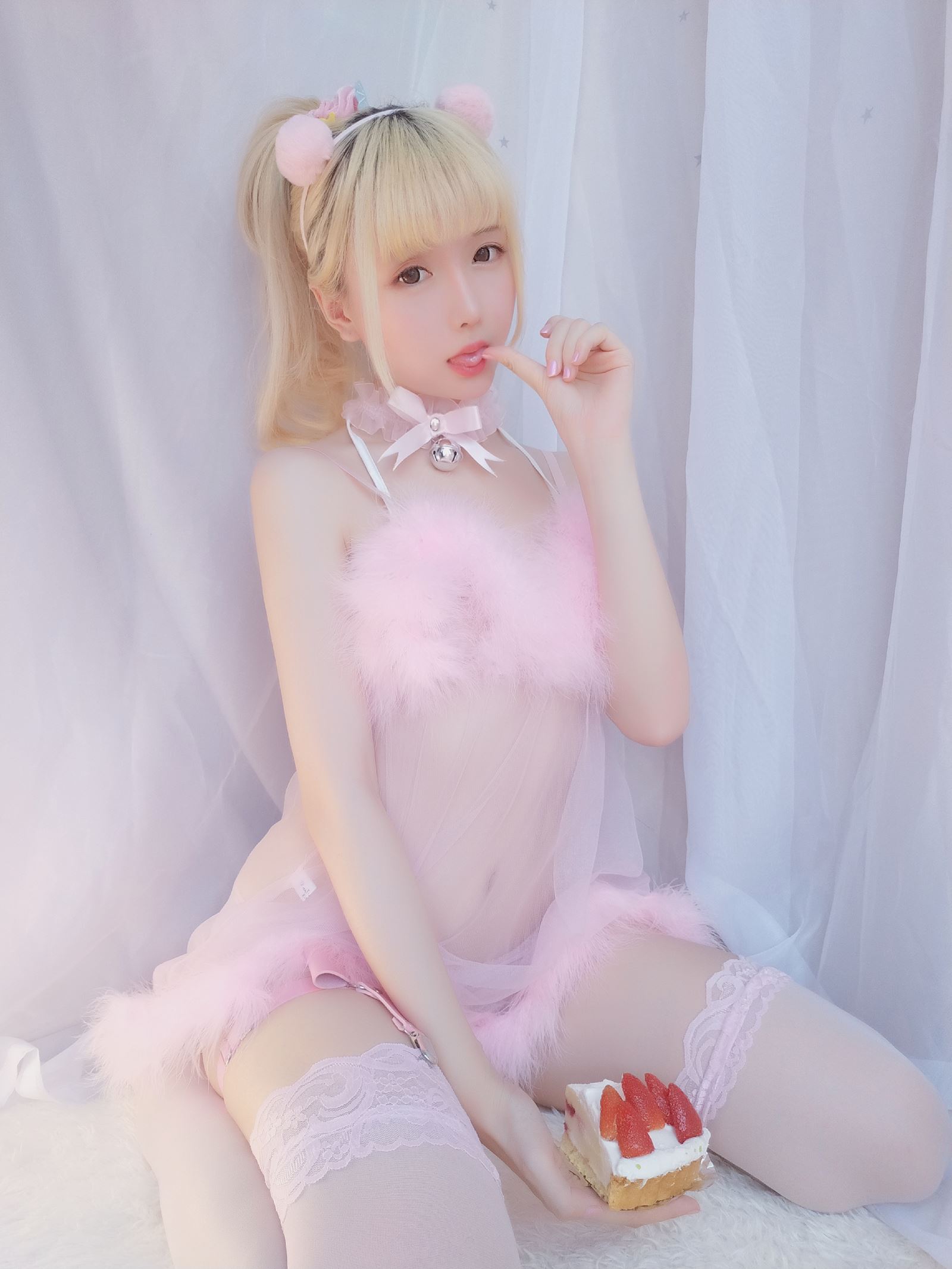 星之迟迟美女图片 VOL.9 草莓睡衣包