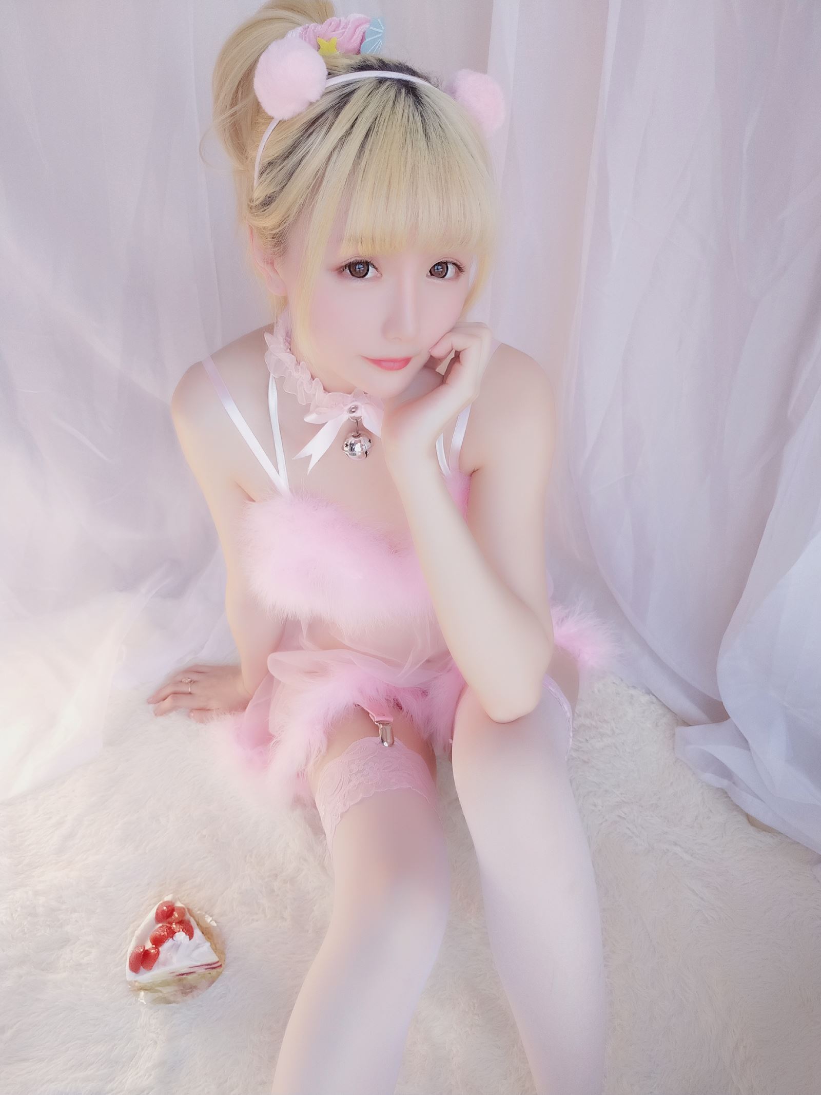 星之迟迟美女图片 VOL.9 草莓睡衣包