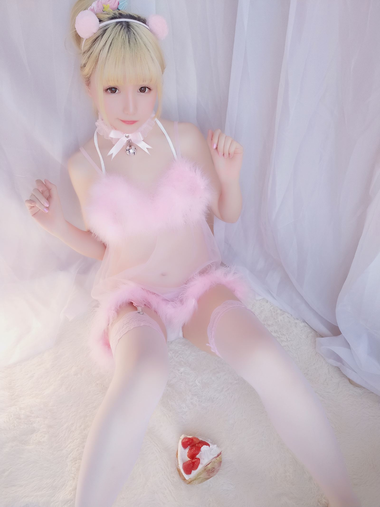 星之迟迟美女图片 VOL.9 草莓睡衣包