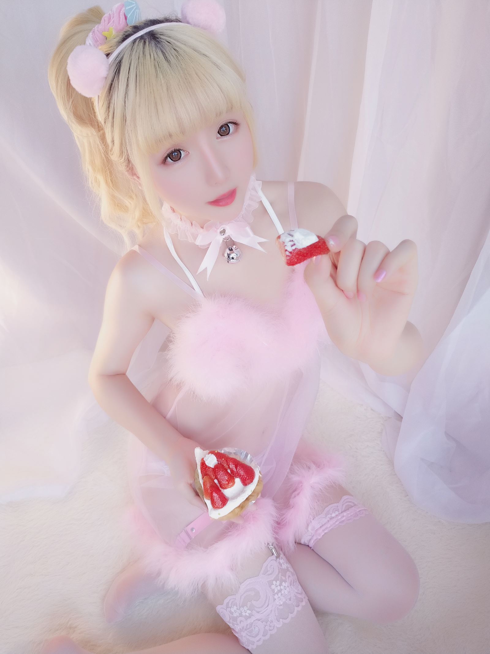 星之迟迟美女图片 VOL.9 草莓睡衣包