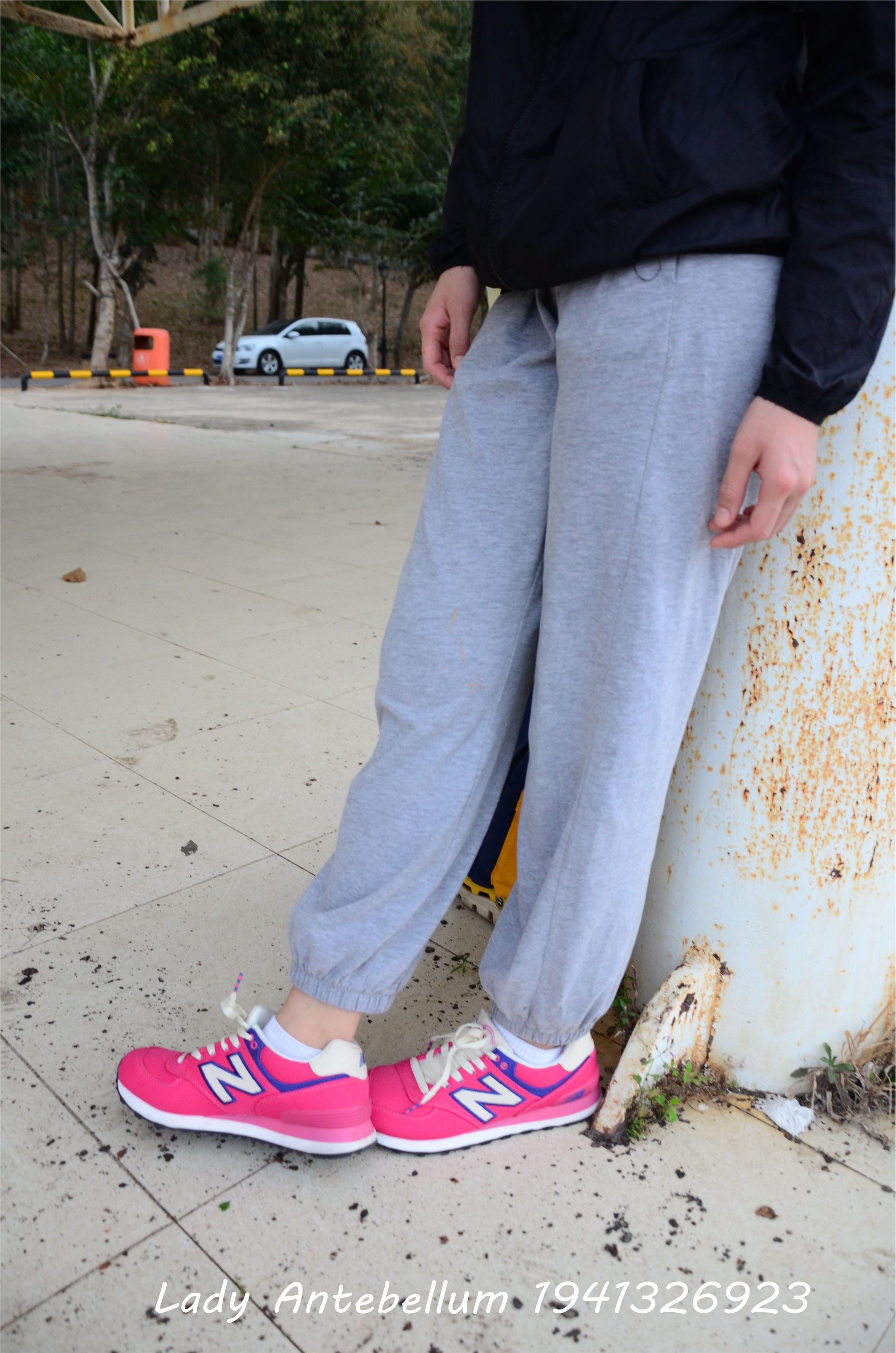 战前女神  恋足美腿棉袜女神级摄影套图 082