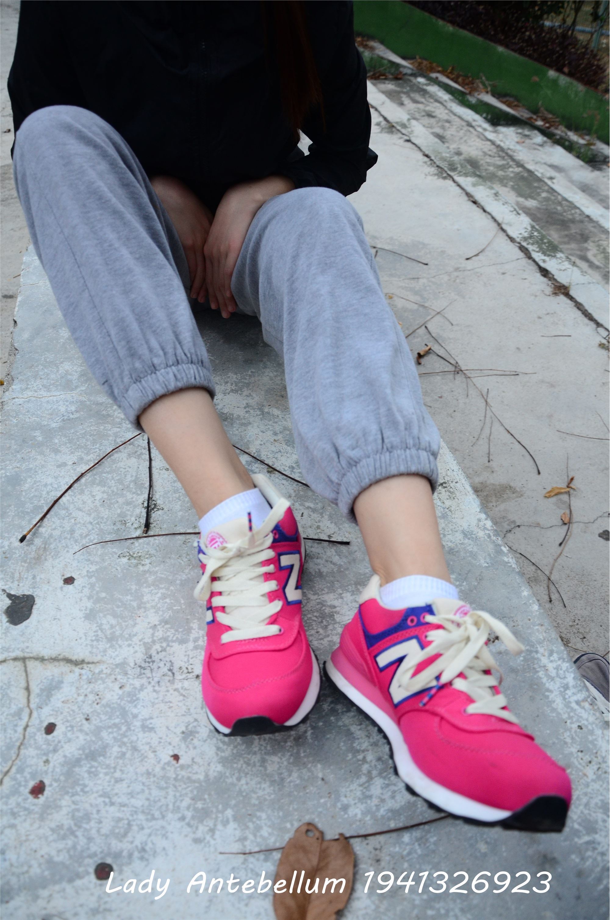 战前女神  恋足美腿棉袜女神级摄影套图 082