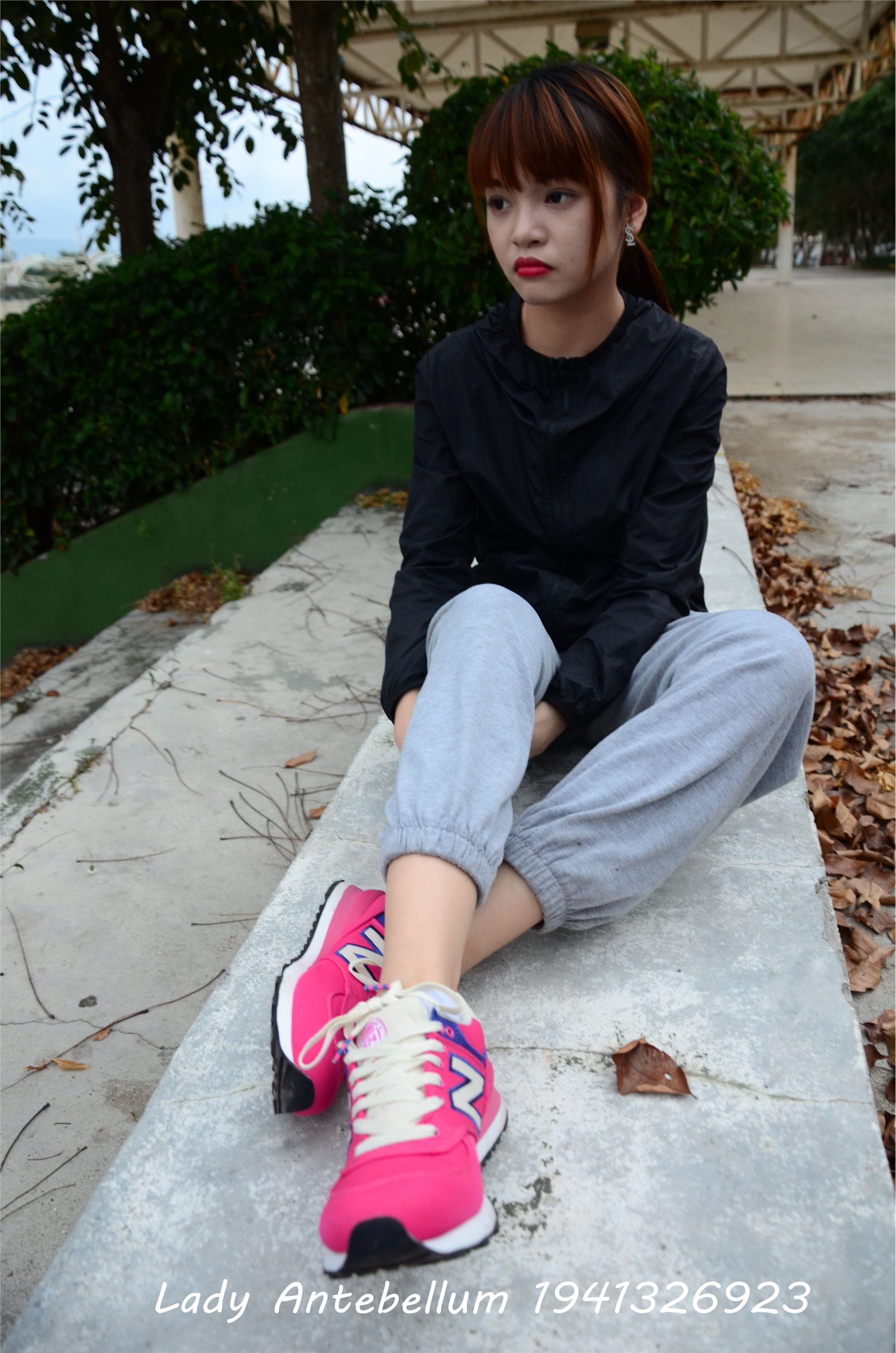 战前女神  恋足美腿棉袜女神级摄影套图 082