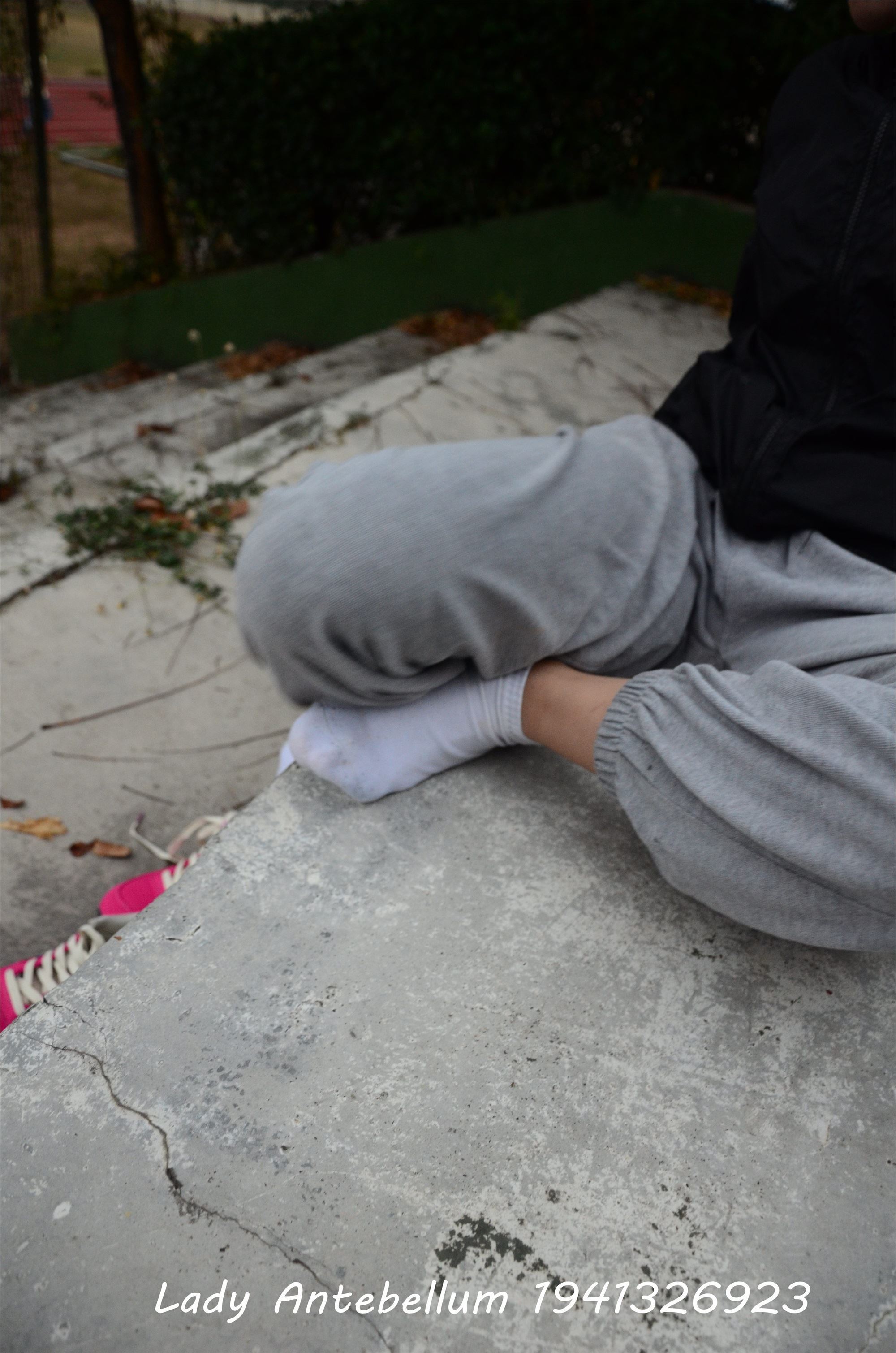 战前女神  恋足美腿棉袜女神级摄影套图 082