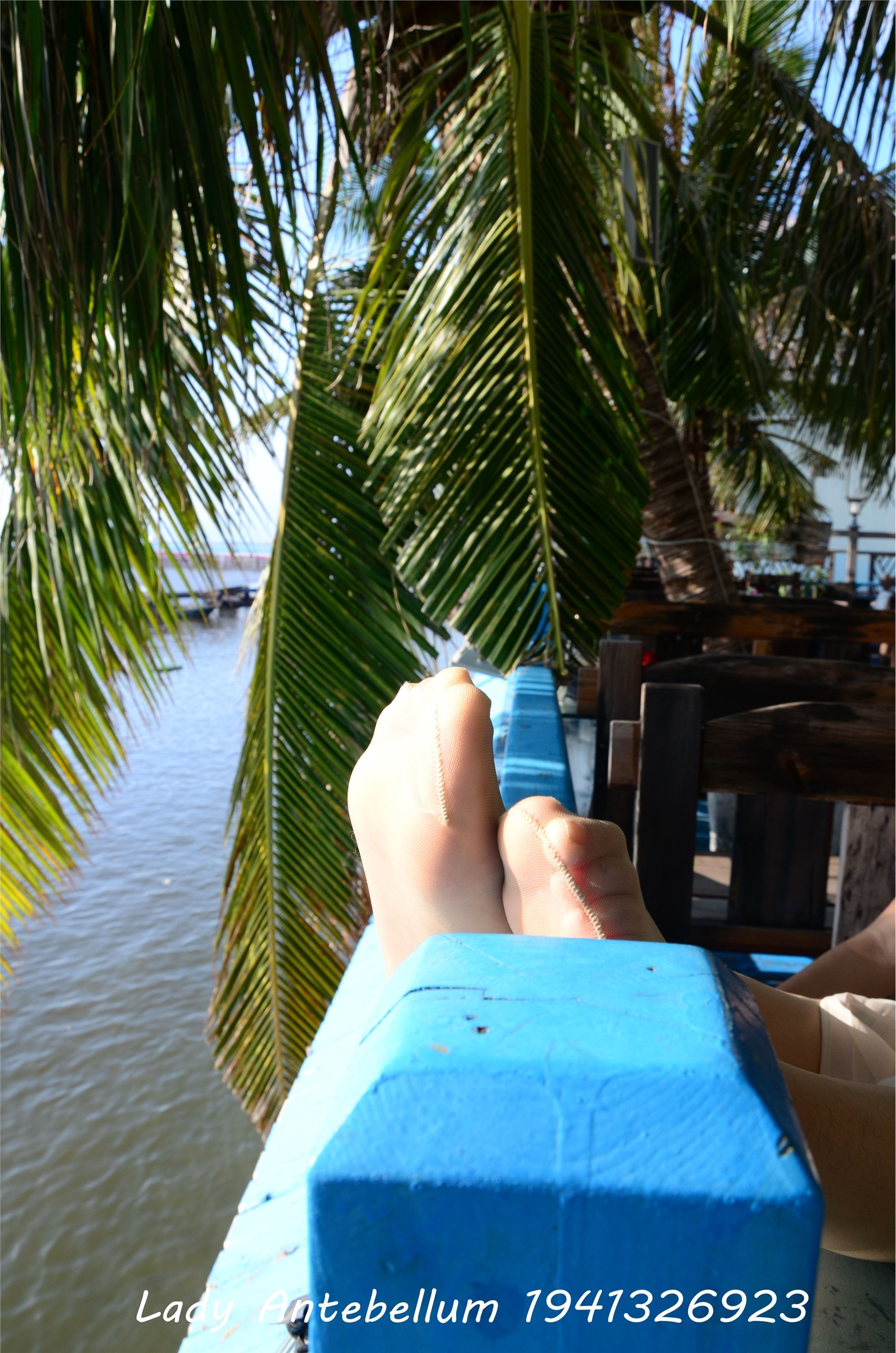 战前女神  恋足美腿棉袜女神级摄影套图 082