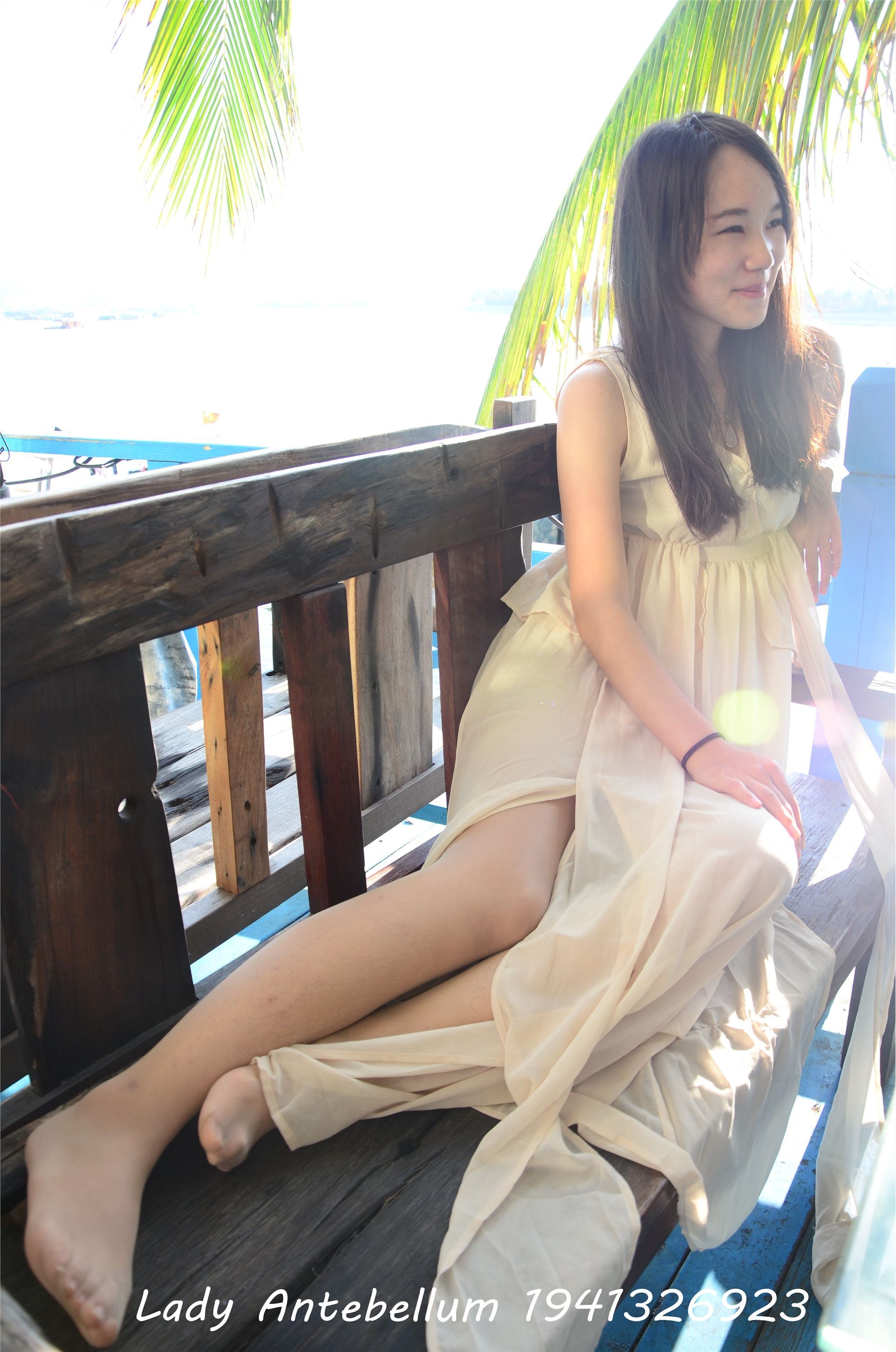 战前女神  恋足美腿棉袜女神级摄影套图 082