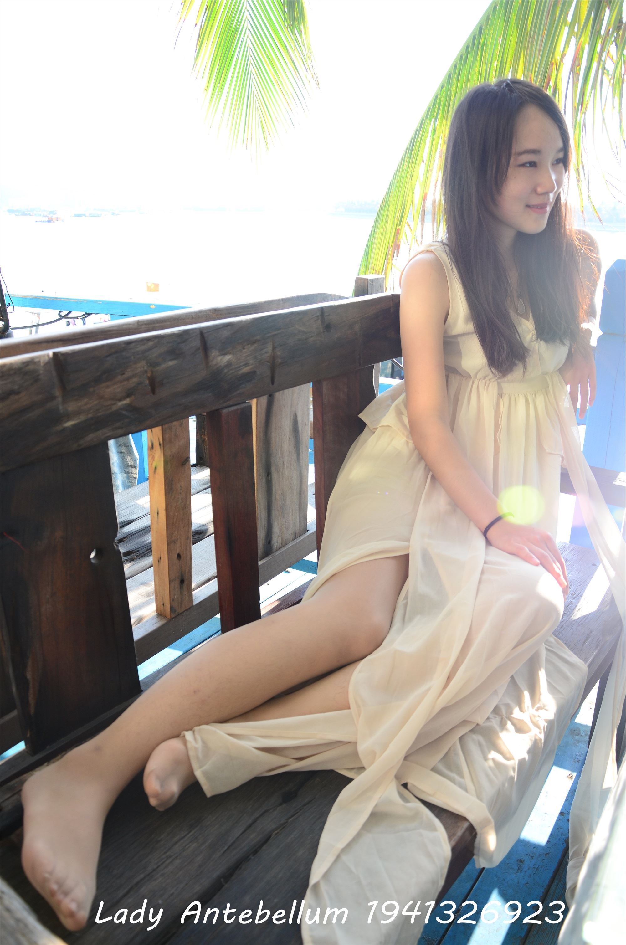 战前女神  恋足美腿棉袜女神级摄影套图 082