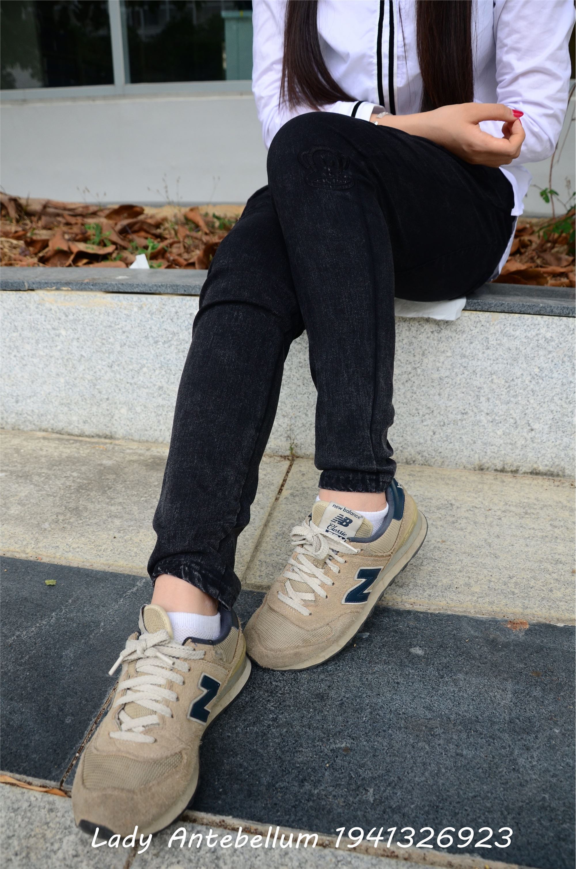 战前女神  恋足美腿棉袜女神级摄影套图 083