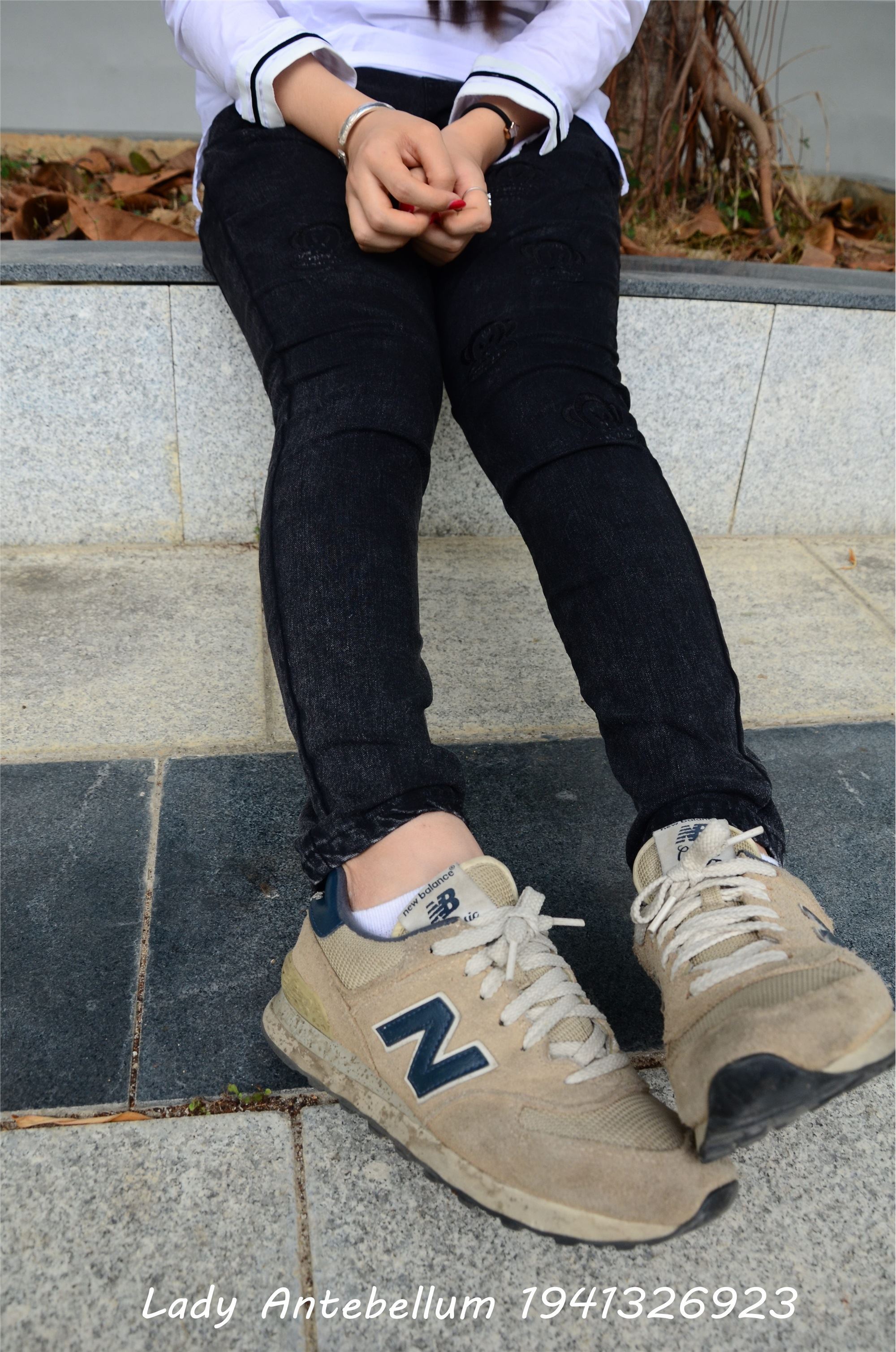 战前女神  恋足美腿棉袜女神级摄影套图 083