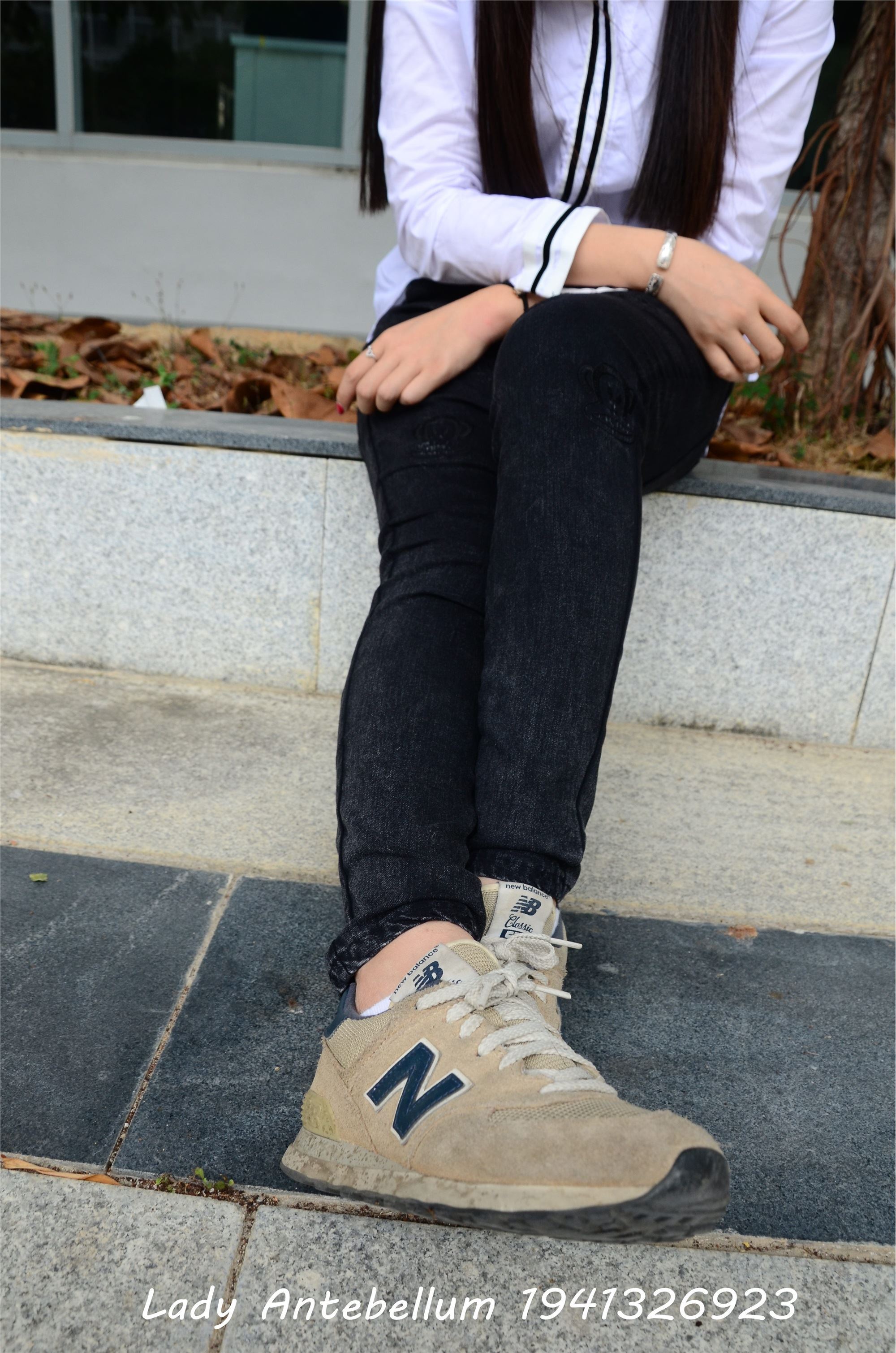 战前女神  恋足美腿棉袜女神级摄影套图 083