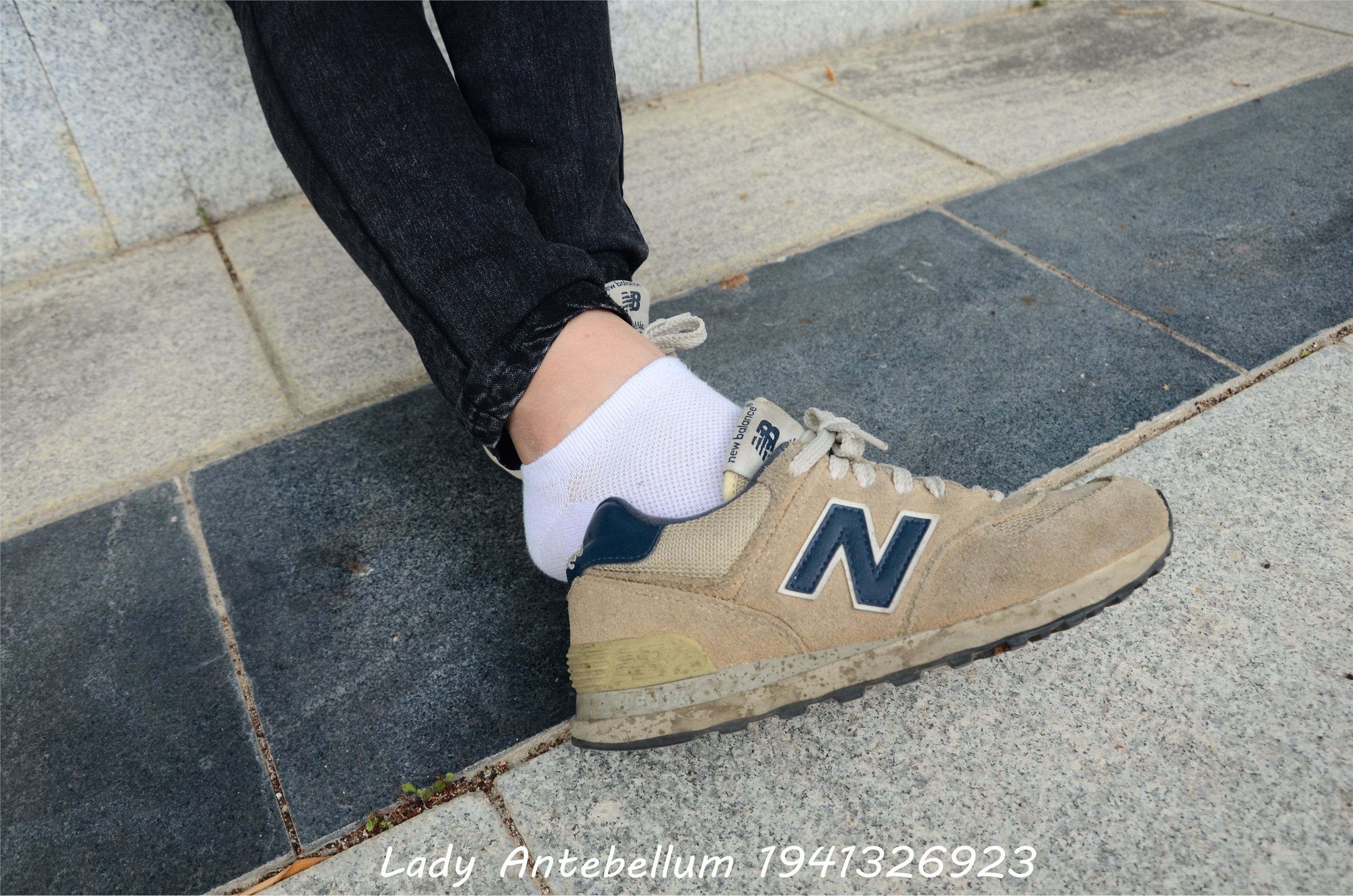 战前女神  恋足美腿棉袜女神级摄影套图 083