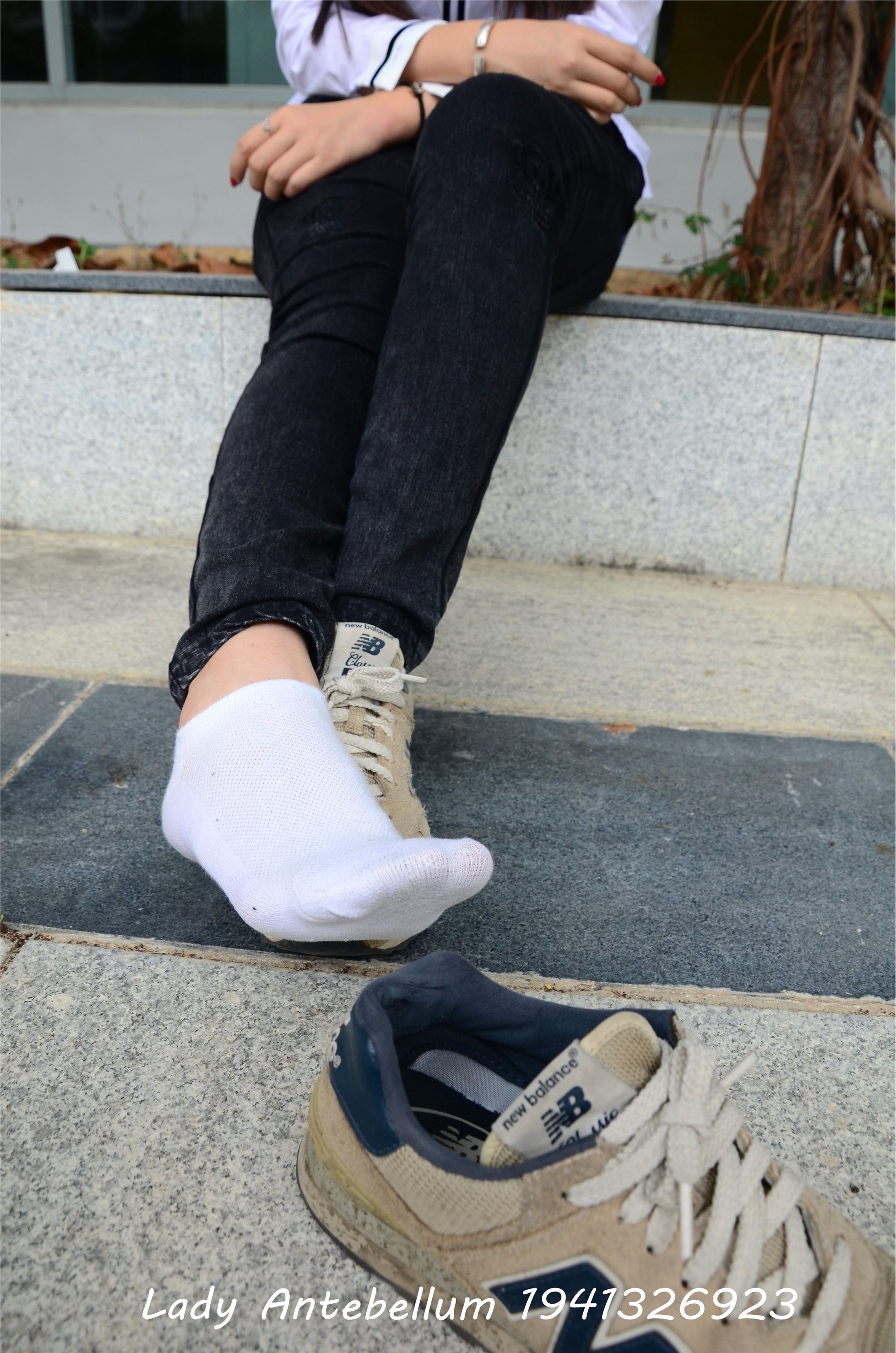 战前女神  恋足美腿棉袜女神级摄影套图 083