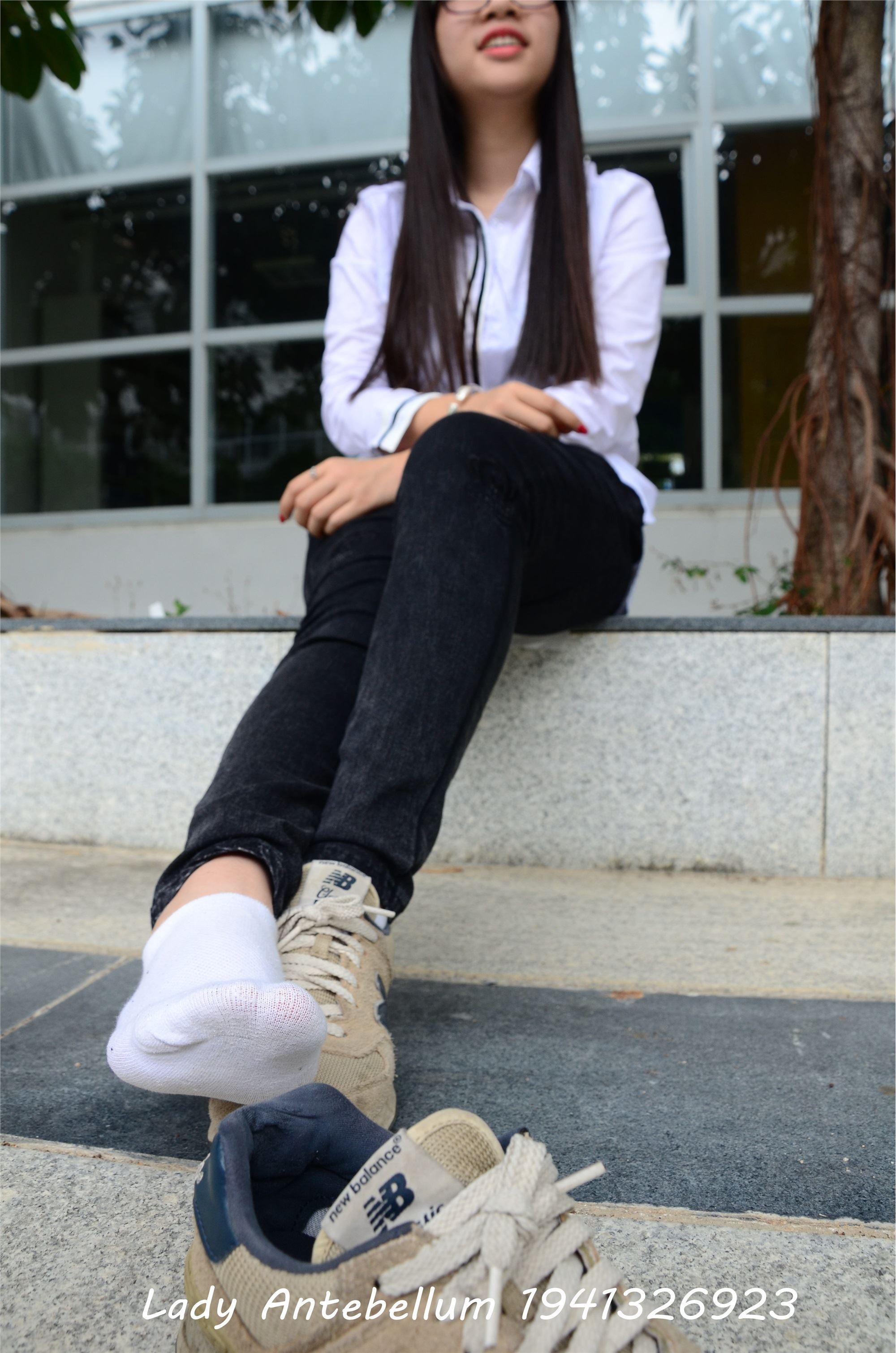 战前女神  恋足美腿棉袜女神级摄影套图 083