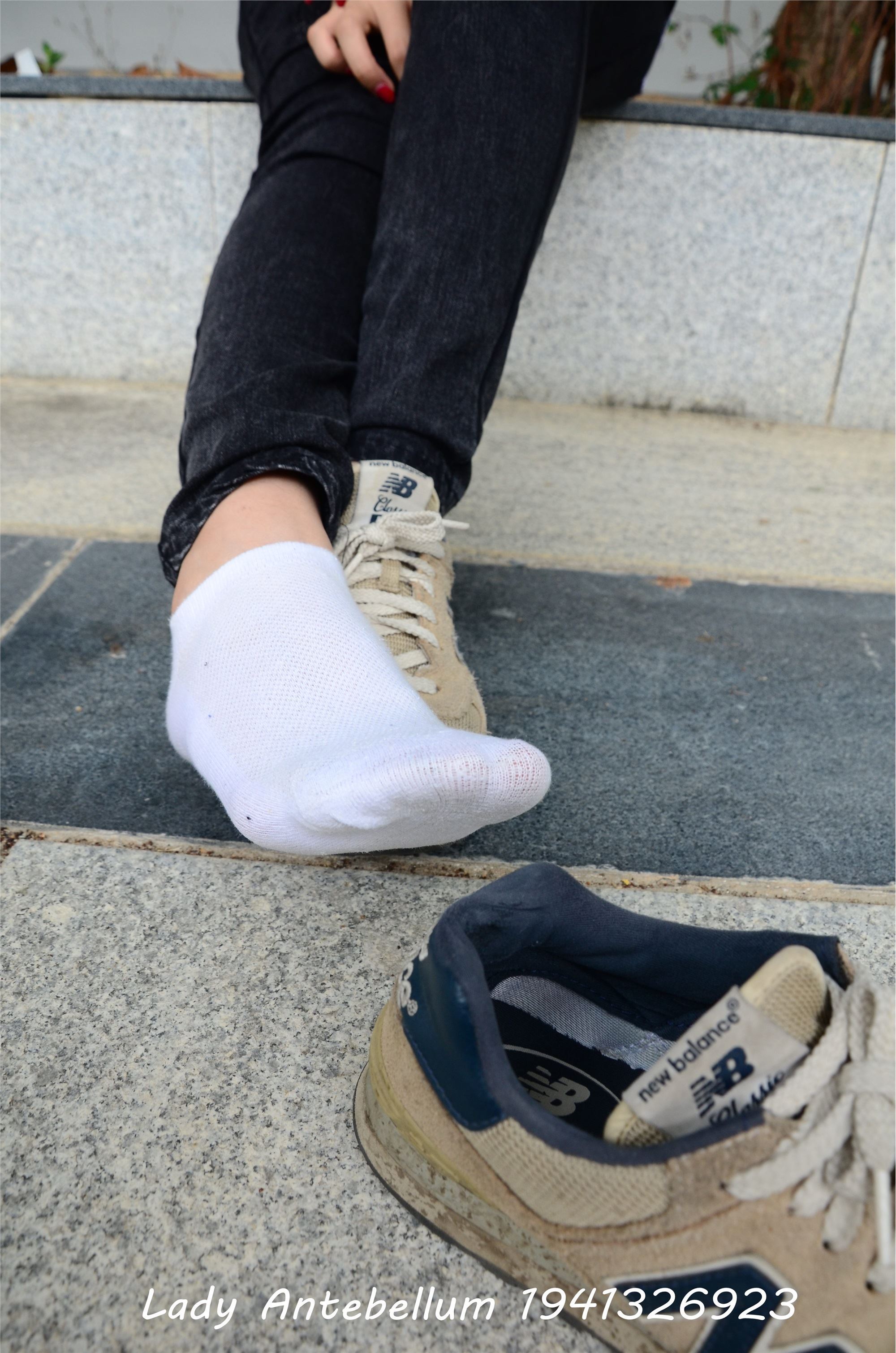 战前女神  恋足美腿棉袜女神级摄影套图 083