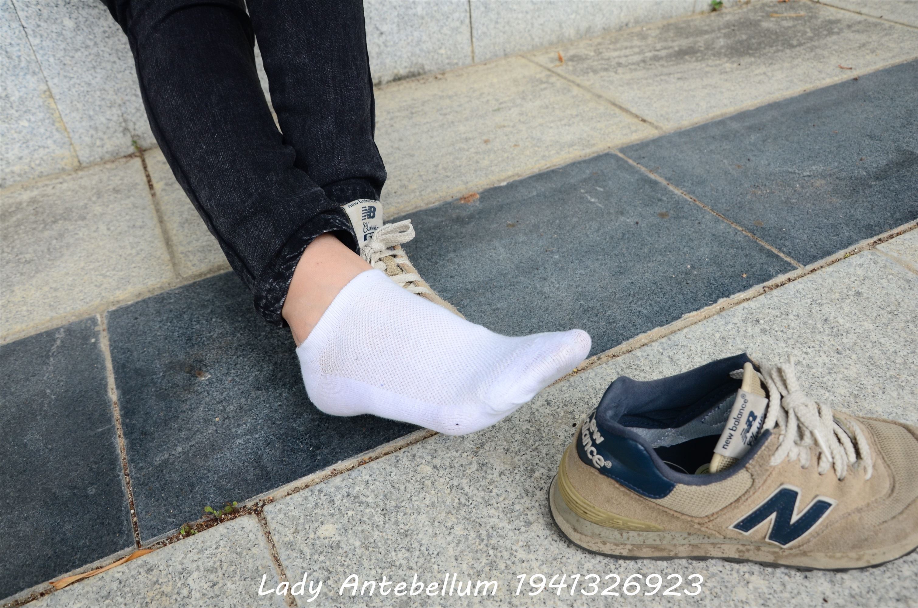 战前女神  恋足美腿棉袜女神级摄影套图 083