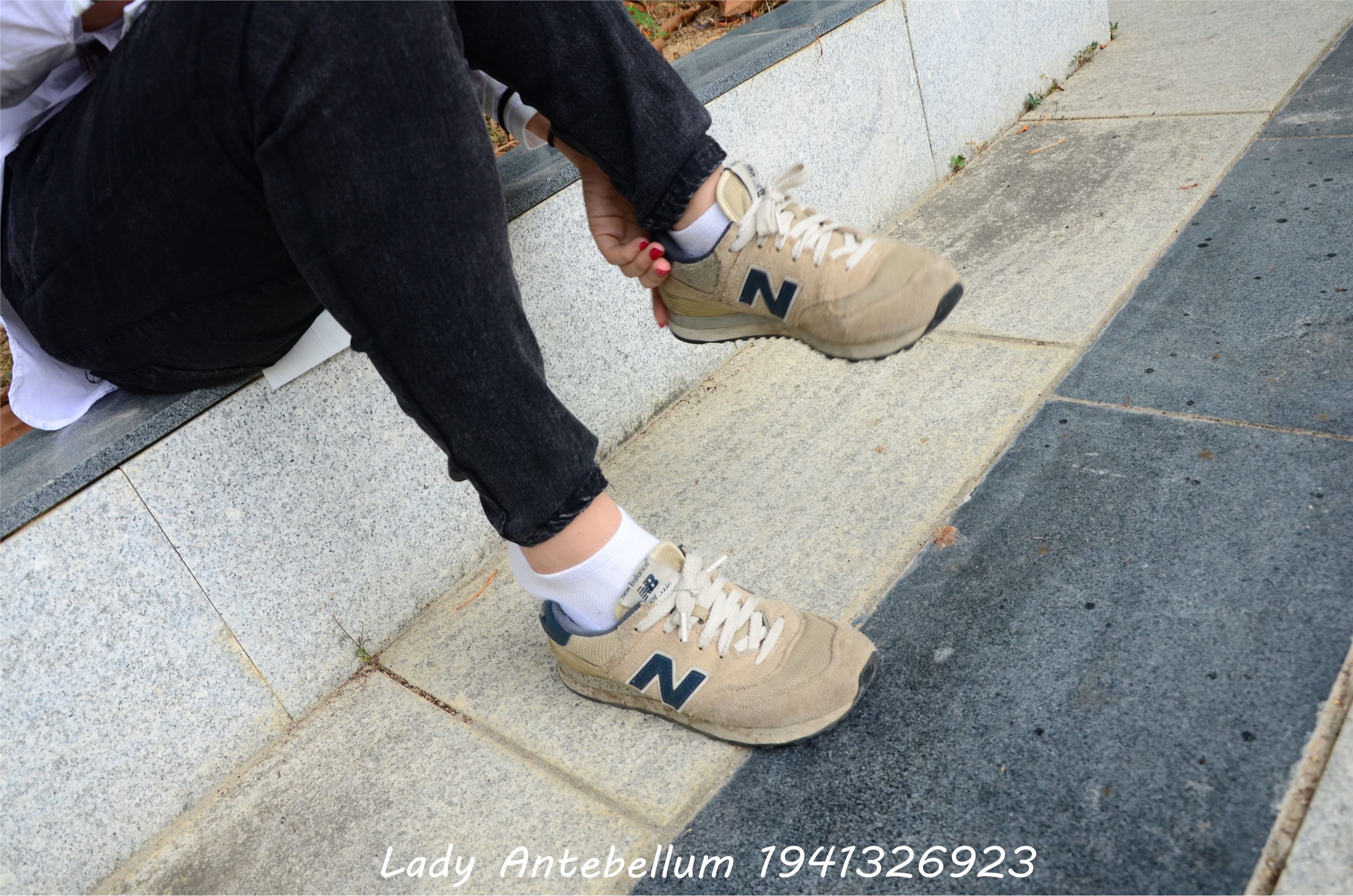 战前女神  恋足美腿棉袜女神级摄影套图 083