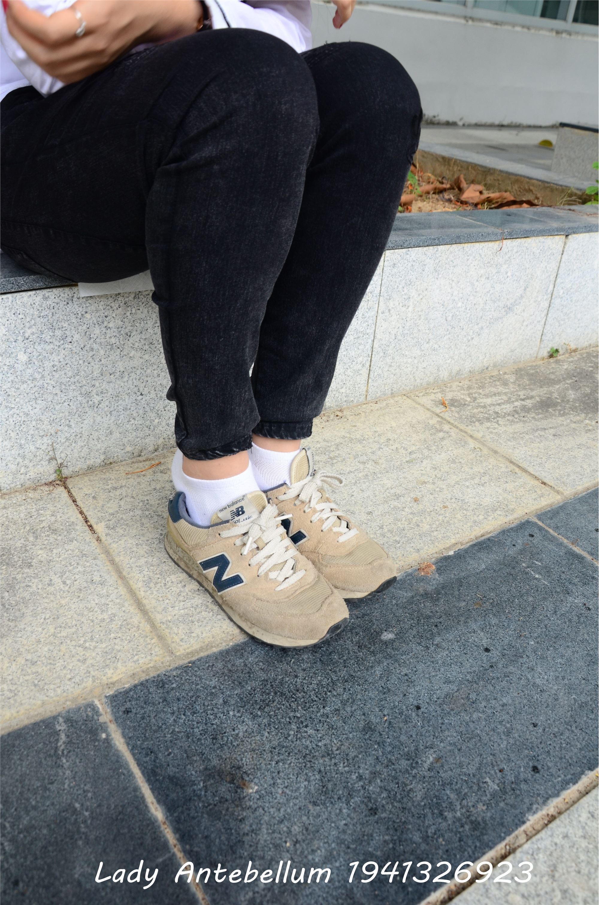 战前女神  恋足美腿棉袜女神级摄影套图 083