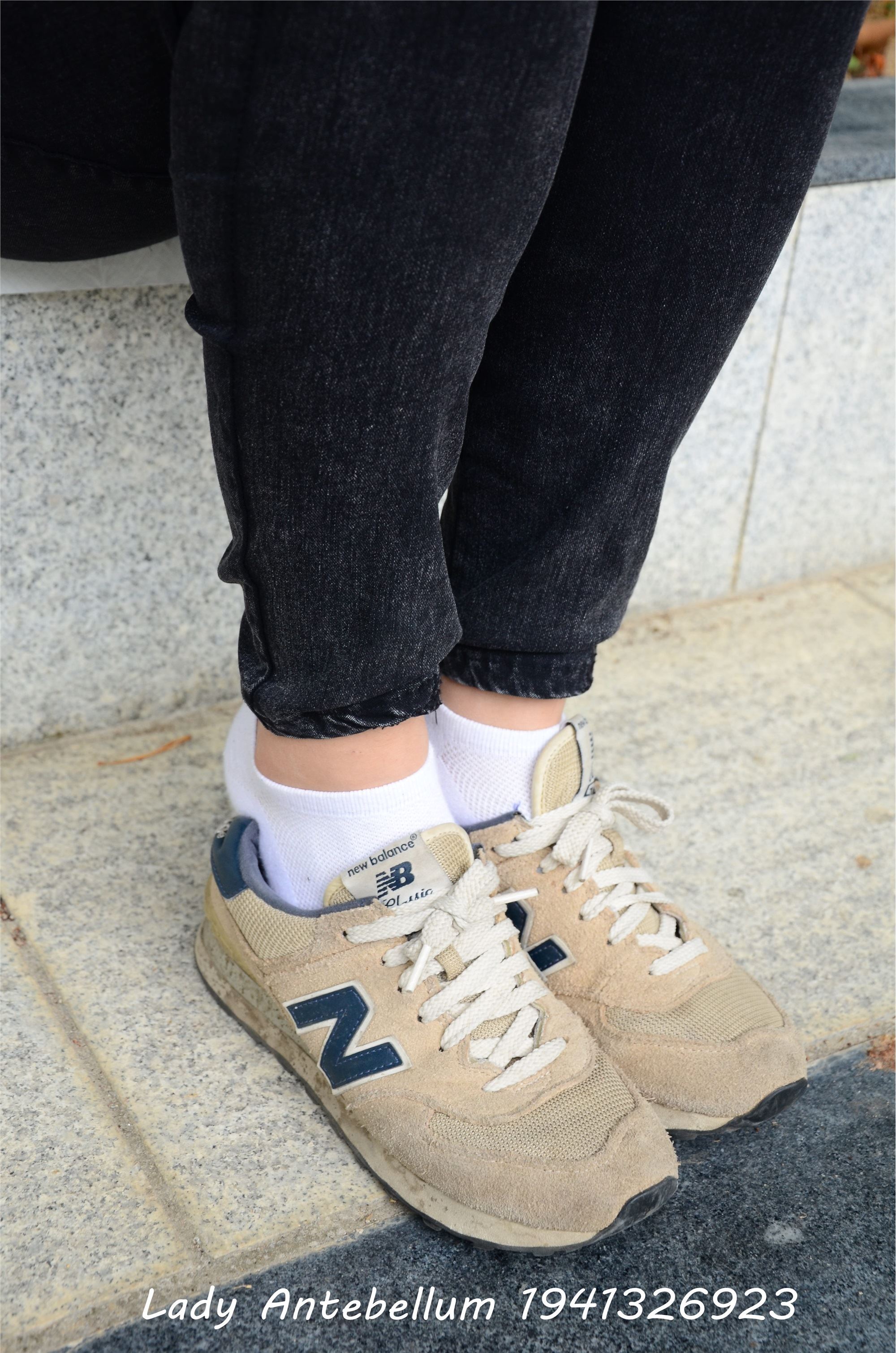 战前女神  恋足美腿棉袜女神级摄影套图 083