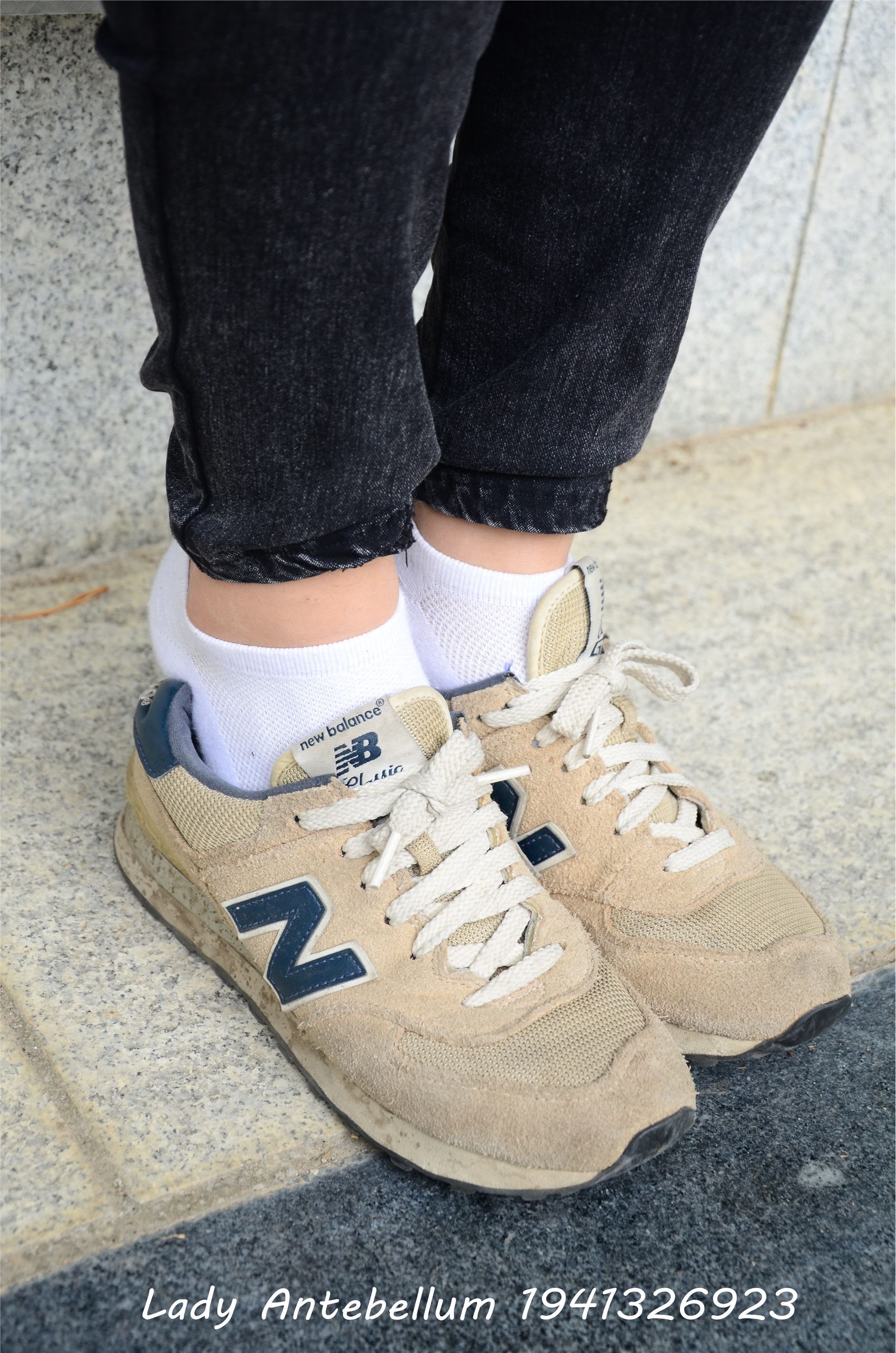 战前女神  恋足美腿棉袜女神级摄影套图 083