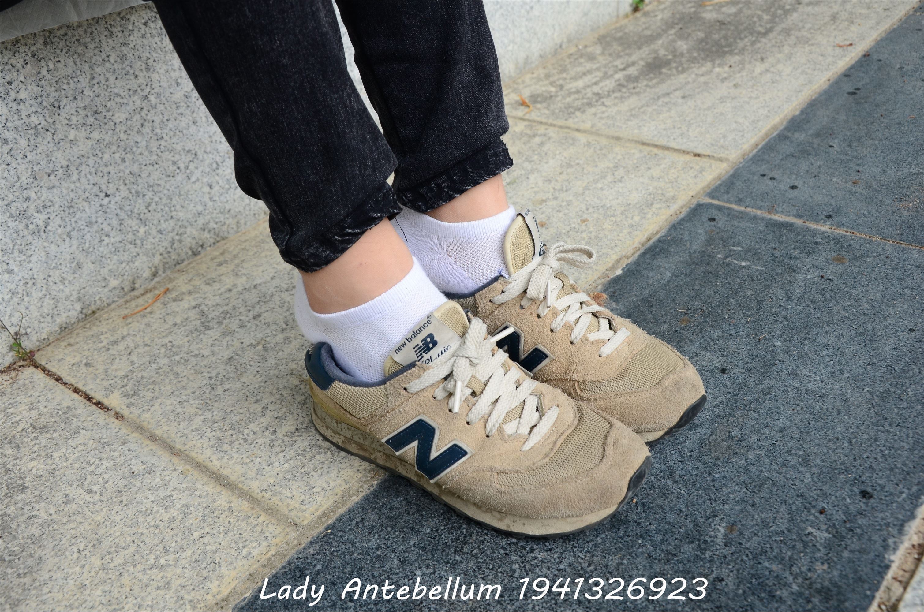 战前女神  恋足美腿棉袜女神级摄影套图 083