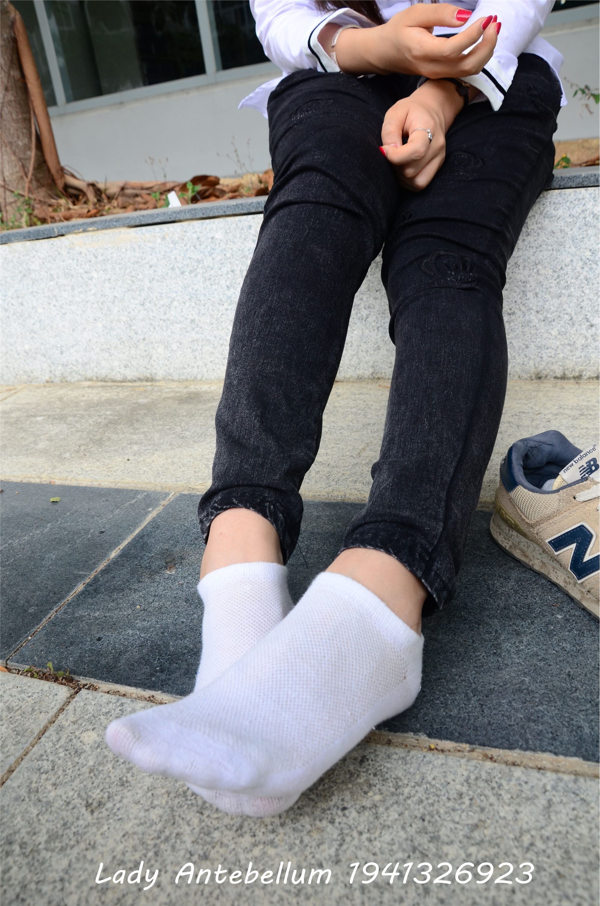 战前女神  恋足美腿棉袜女神级摄影套图 083