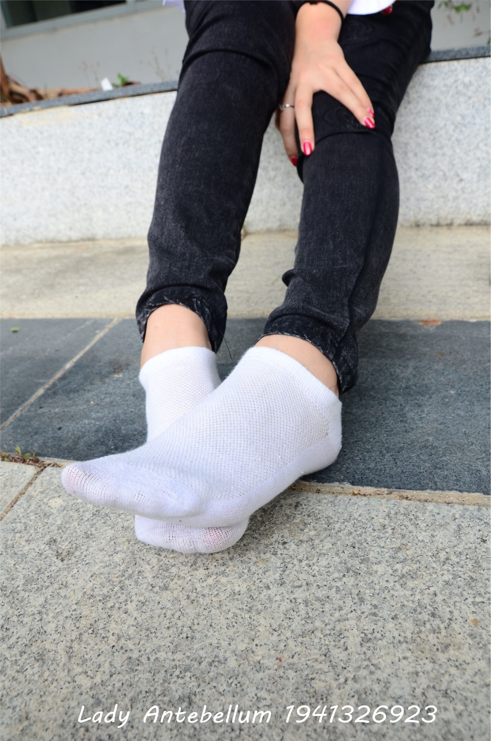 战前女神  恋足美腿棉袜女神级摄影套图 083