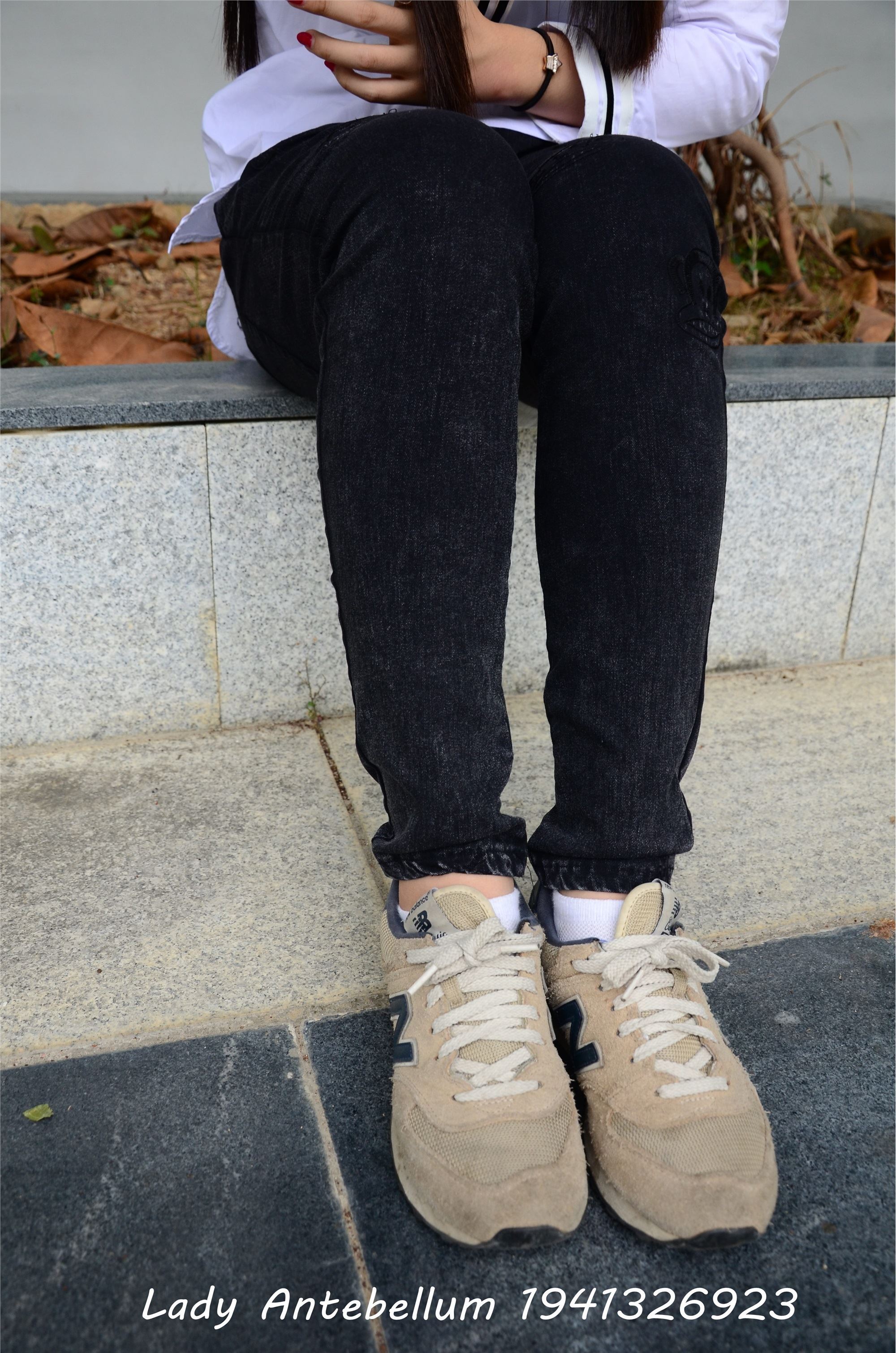 战前女神  恋足美腿棉袜女神级摄影套图 083