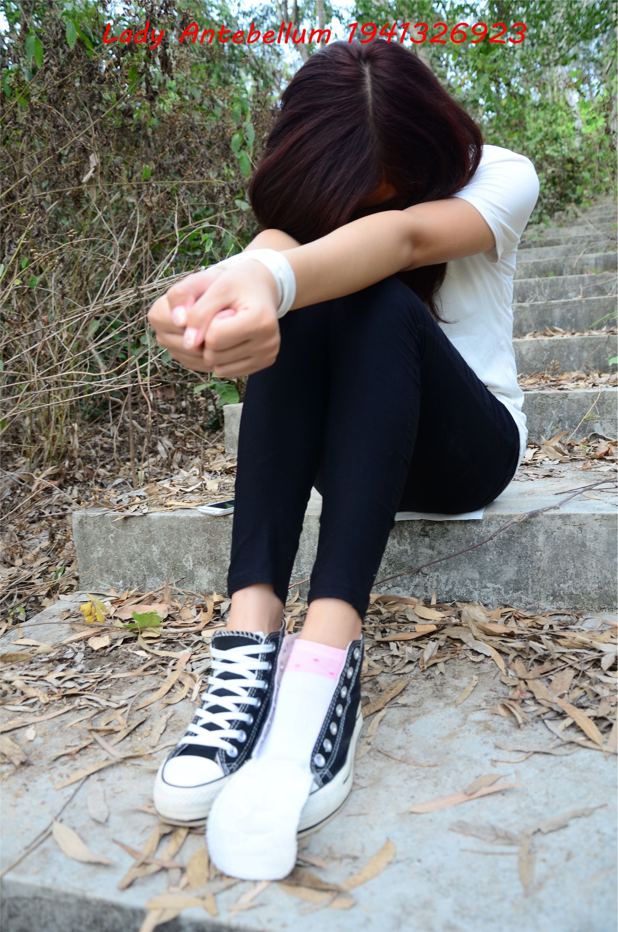 战前女神  恋足美腿棉袜女神级摄影套图 086