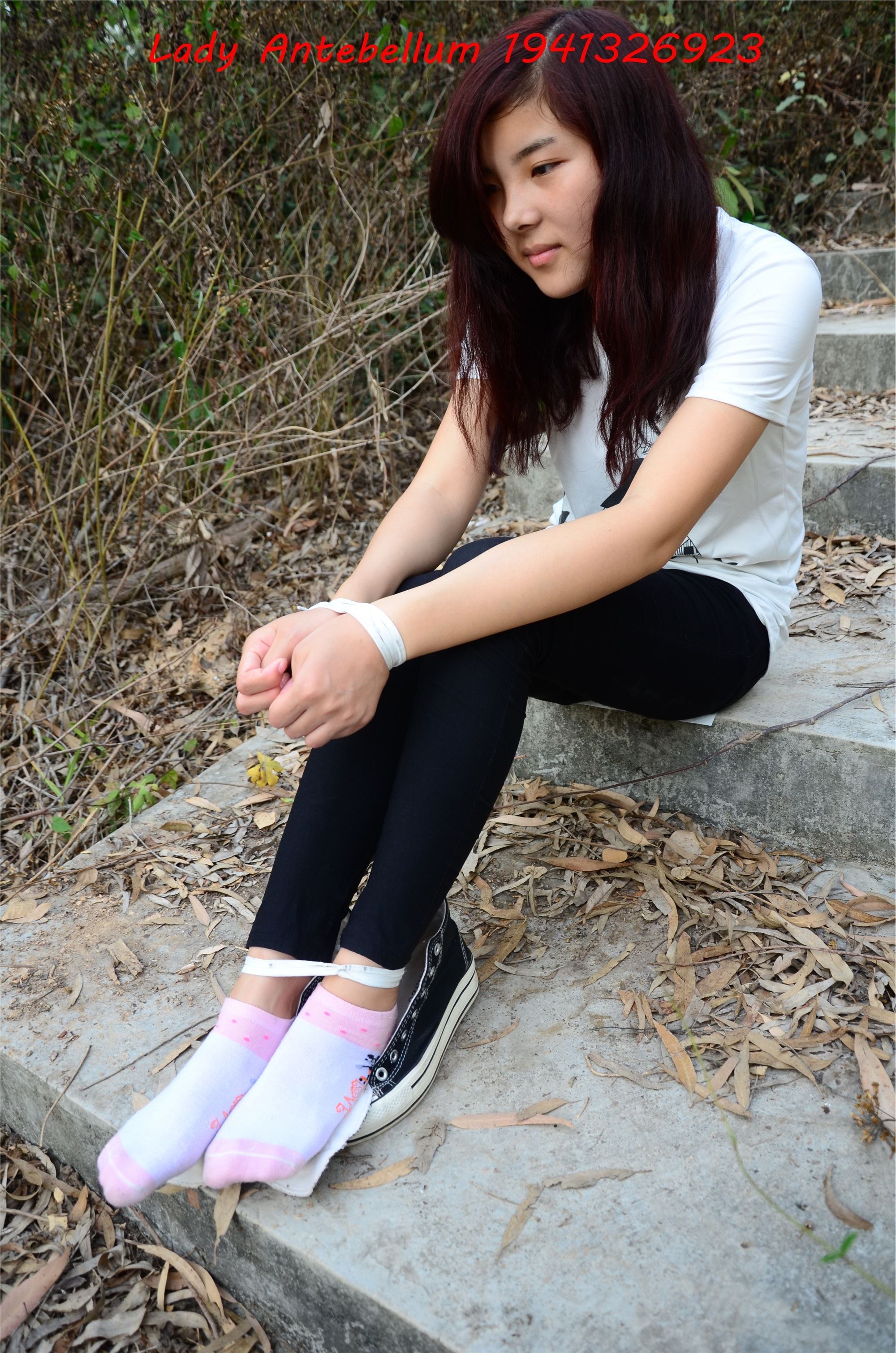 战前女神  恋足美腿棉袜女神级摄影套图 086