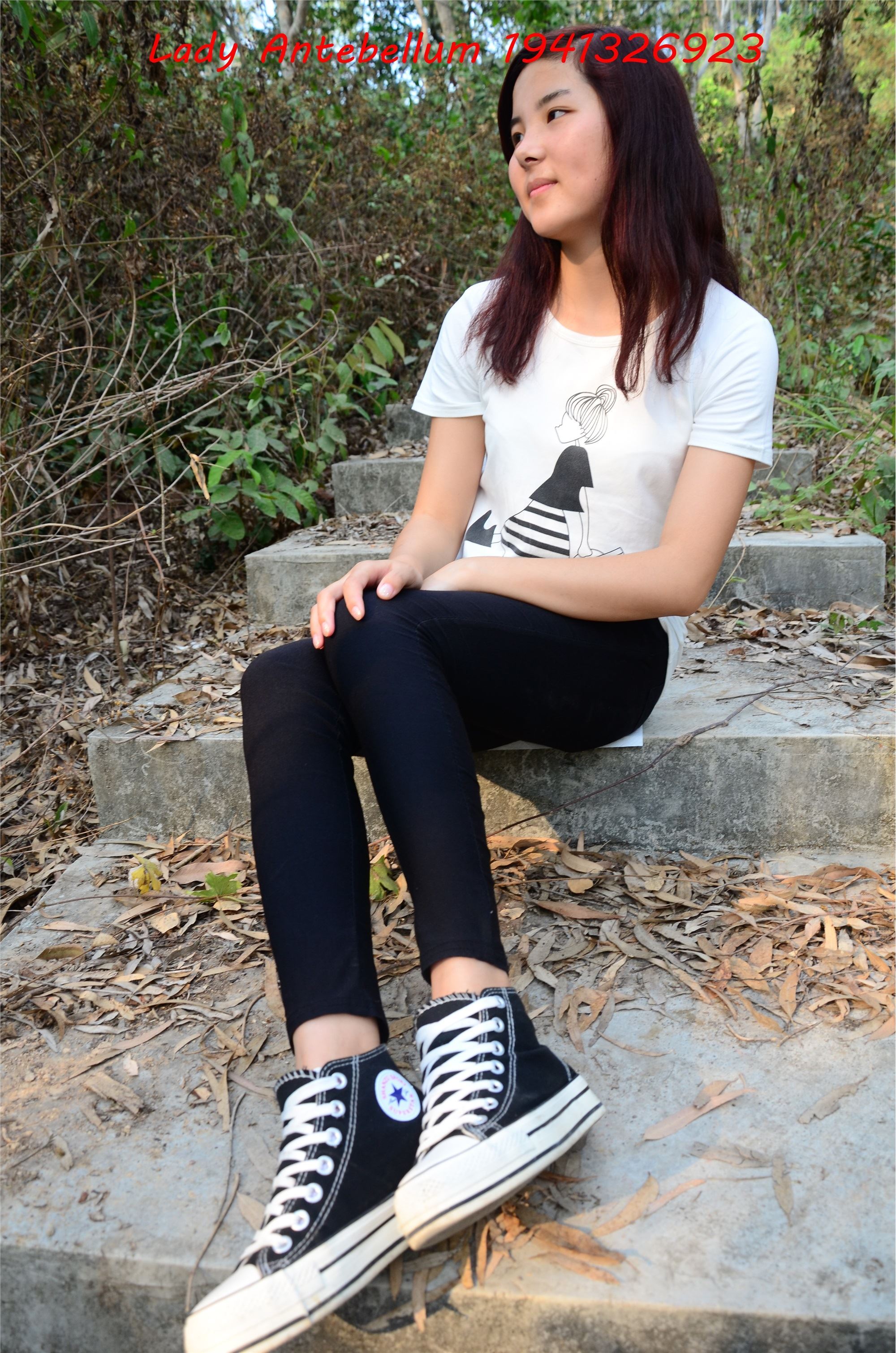 战前女神  恋足美腿棉袜女神级摄影套图 086