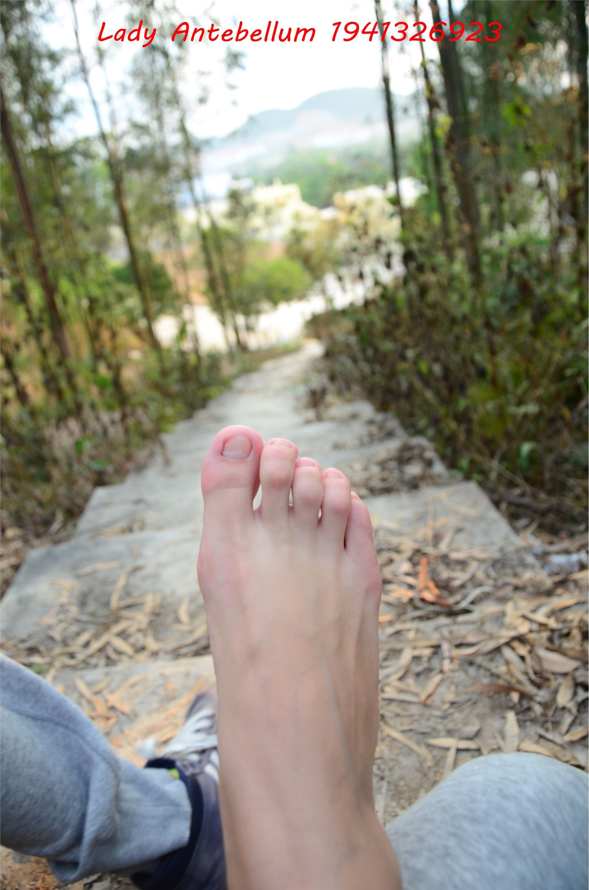 战前女神  恋足美腿棉袜女神级摄影套图 086