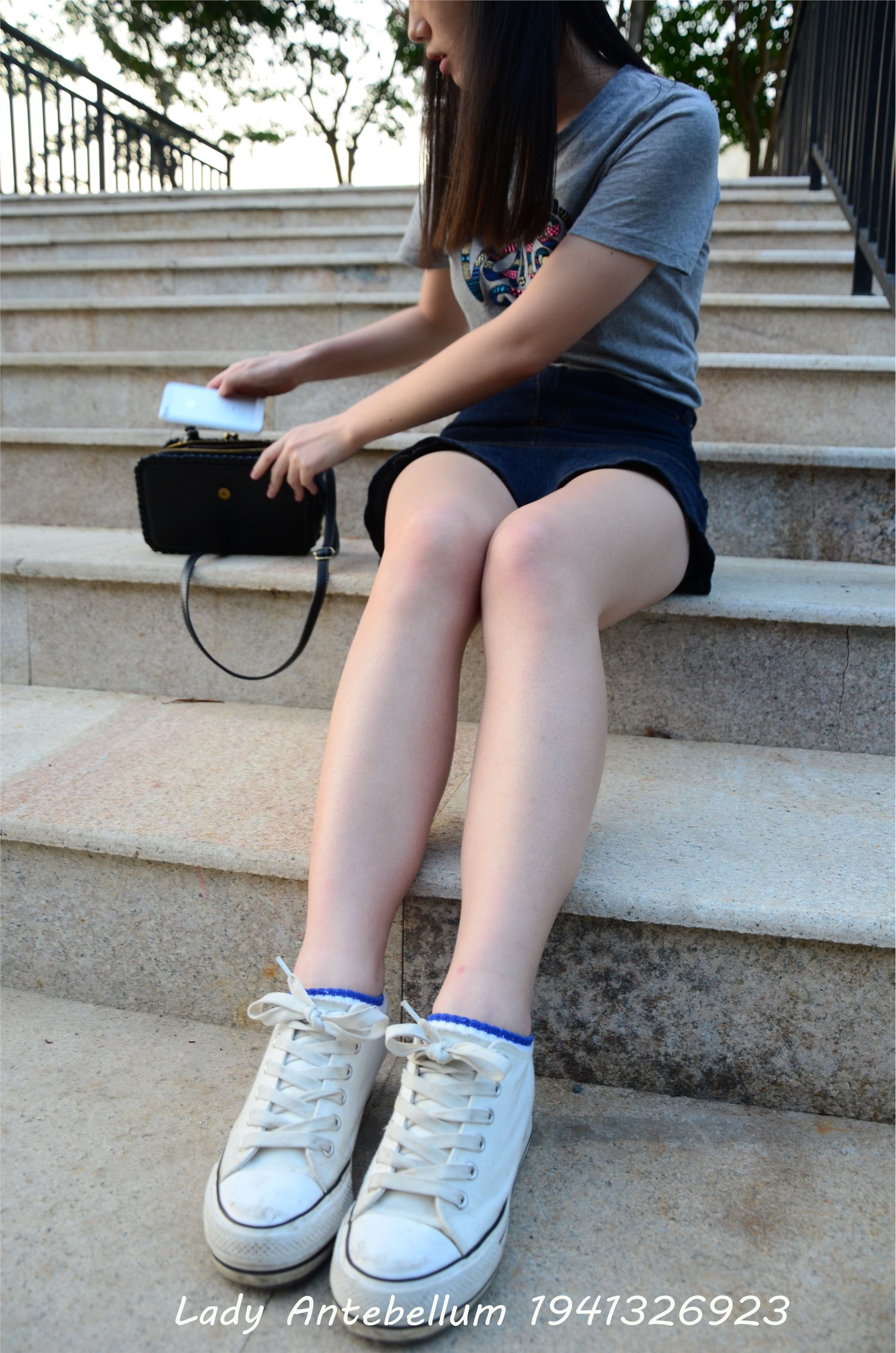 战前女神  恋足美腿棉袜女神级摄影套图 087