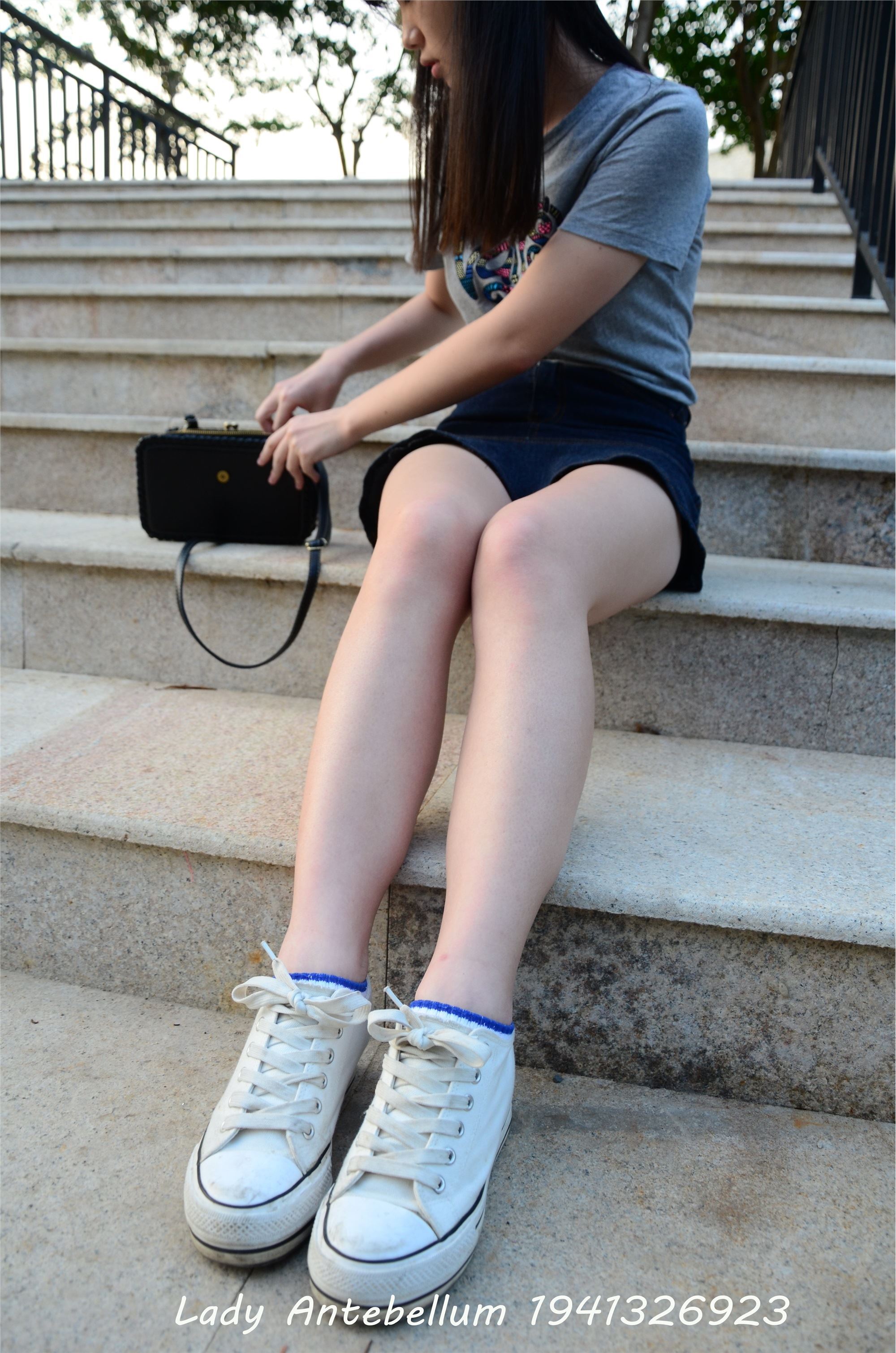 战前女神  恋足美腿棉袜女神级摄影套图 087