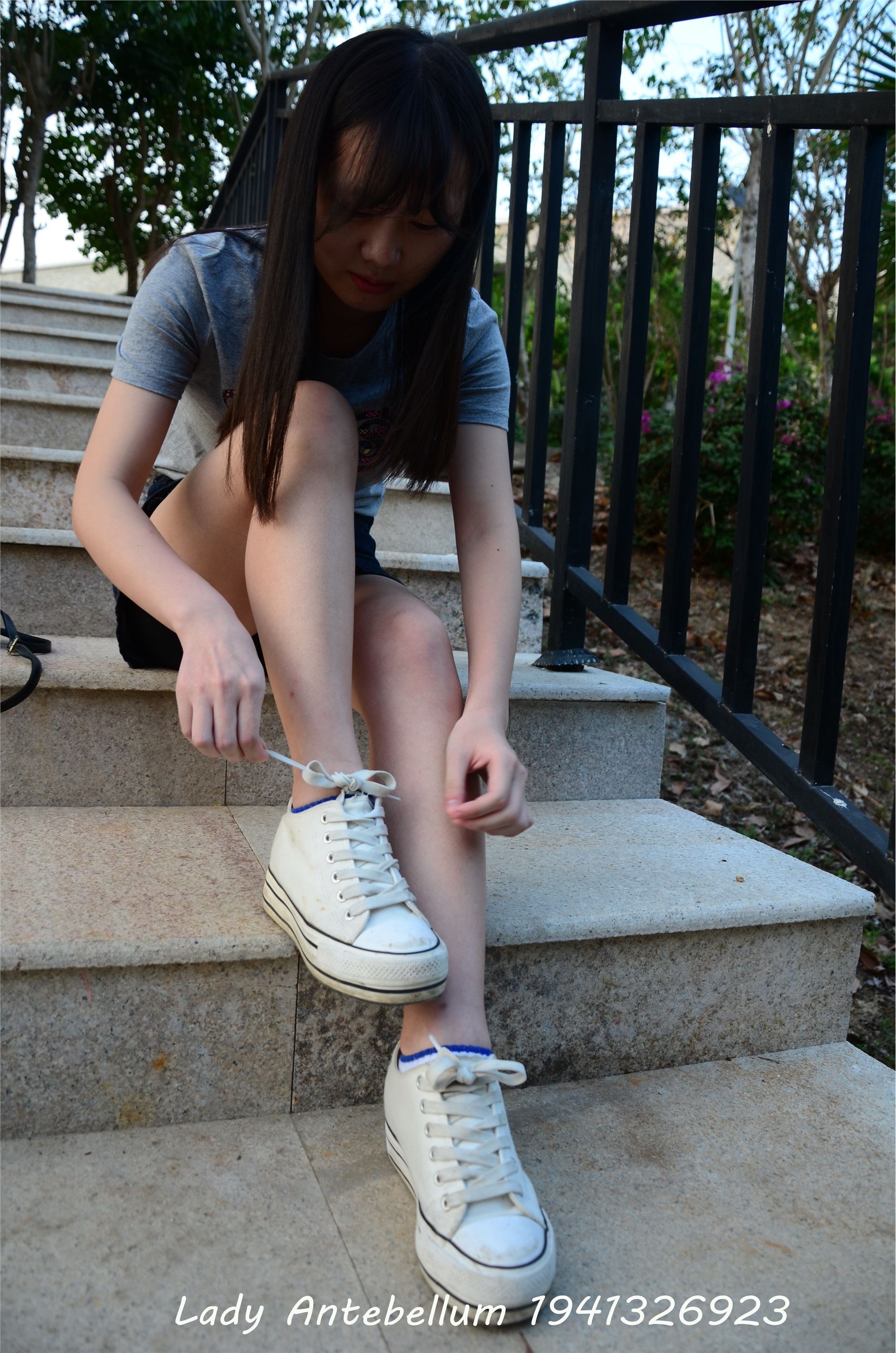 战前女神  恋足美腿棉袜女神级摄影套图 087