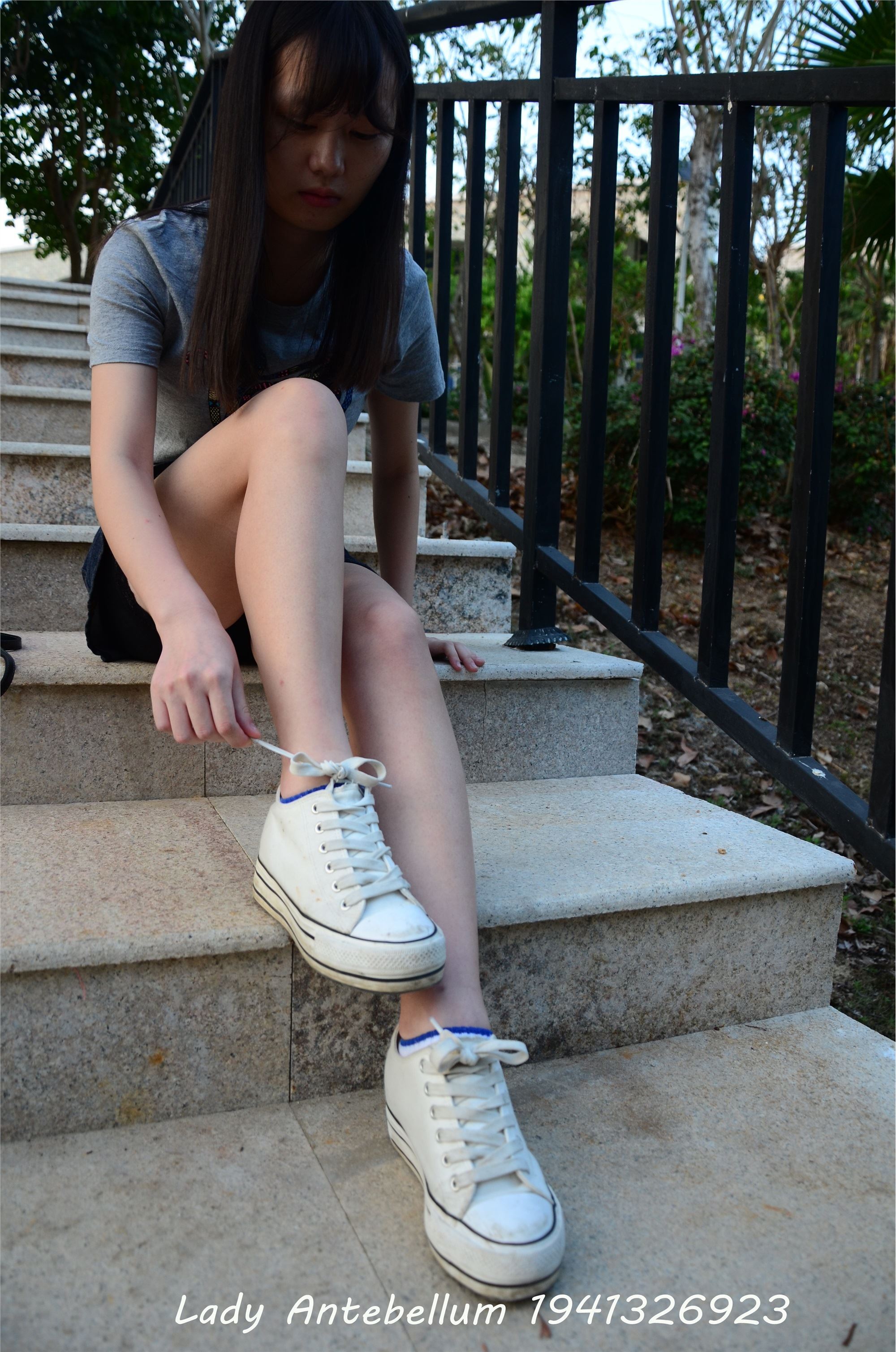 战前女神  恋足美腿棉袜女神级摄影套图 087